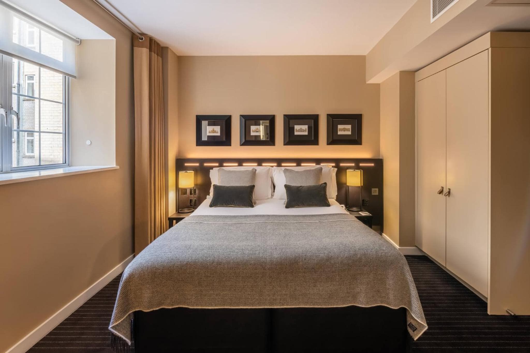 The Resident Victoria — 15
