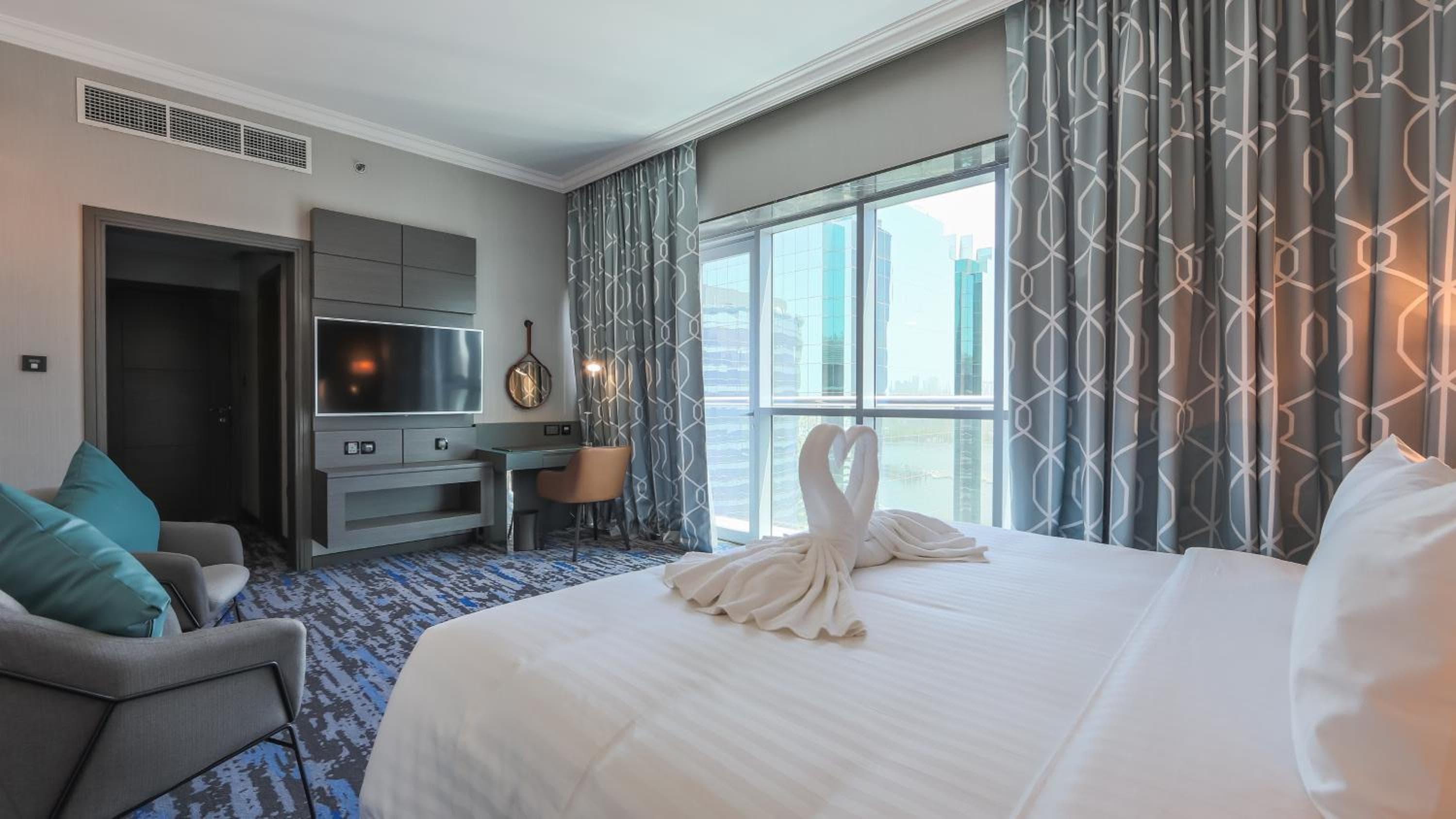 Edge Creekside Hotel — 16