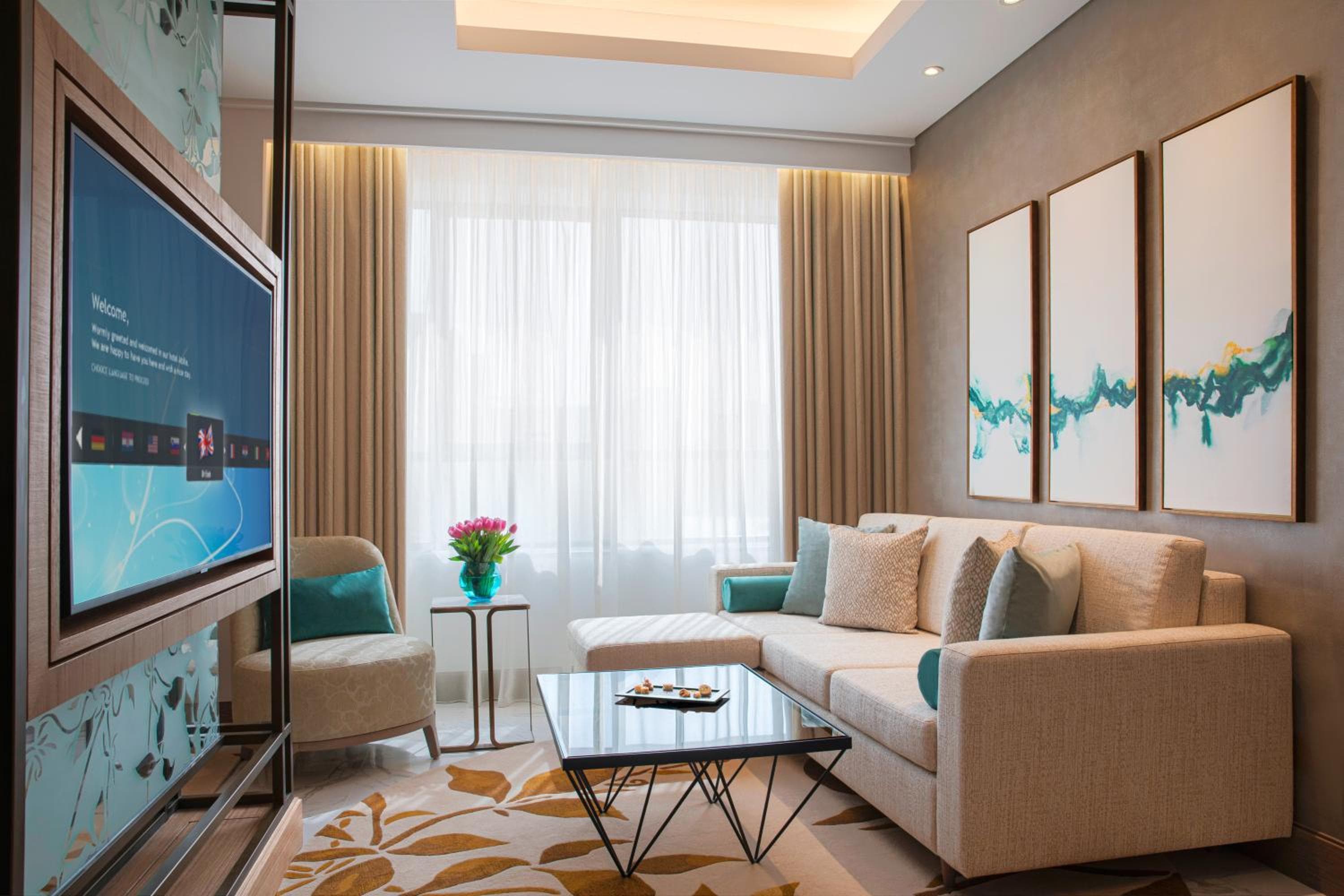 Al Jaddaf Rotana Dubai — 14