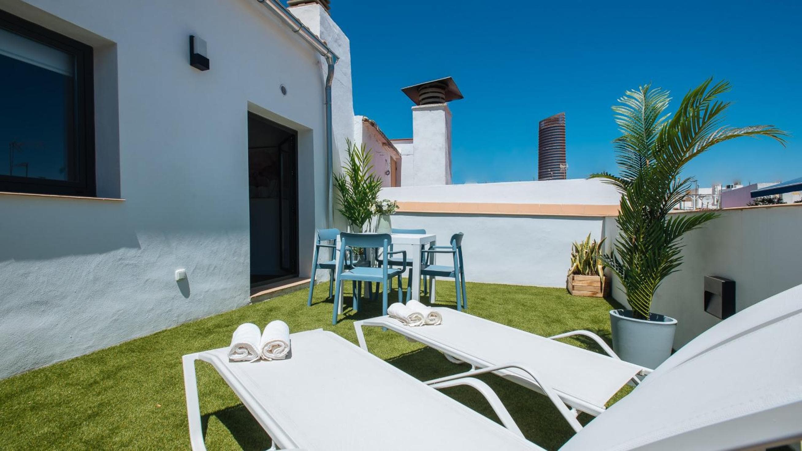 Lola de Triana Apartments — 7