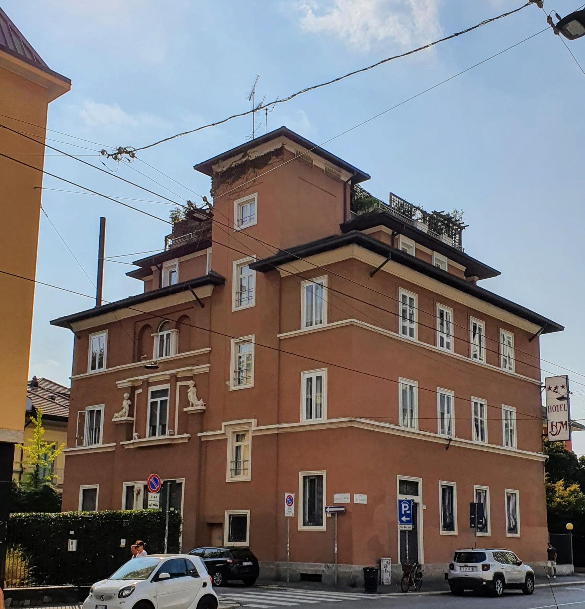 Hotel Metrò — 1