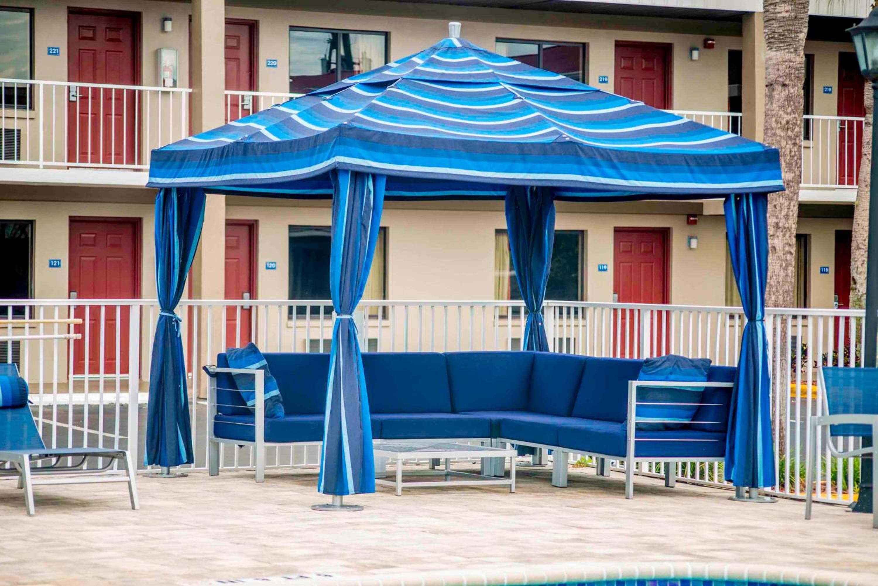Hotel Süd Tampa & Suiten — 13