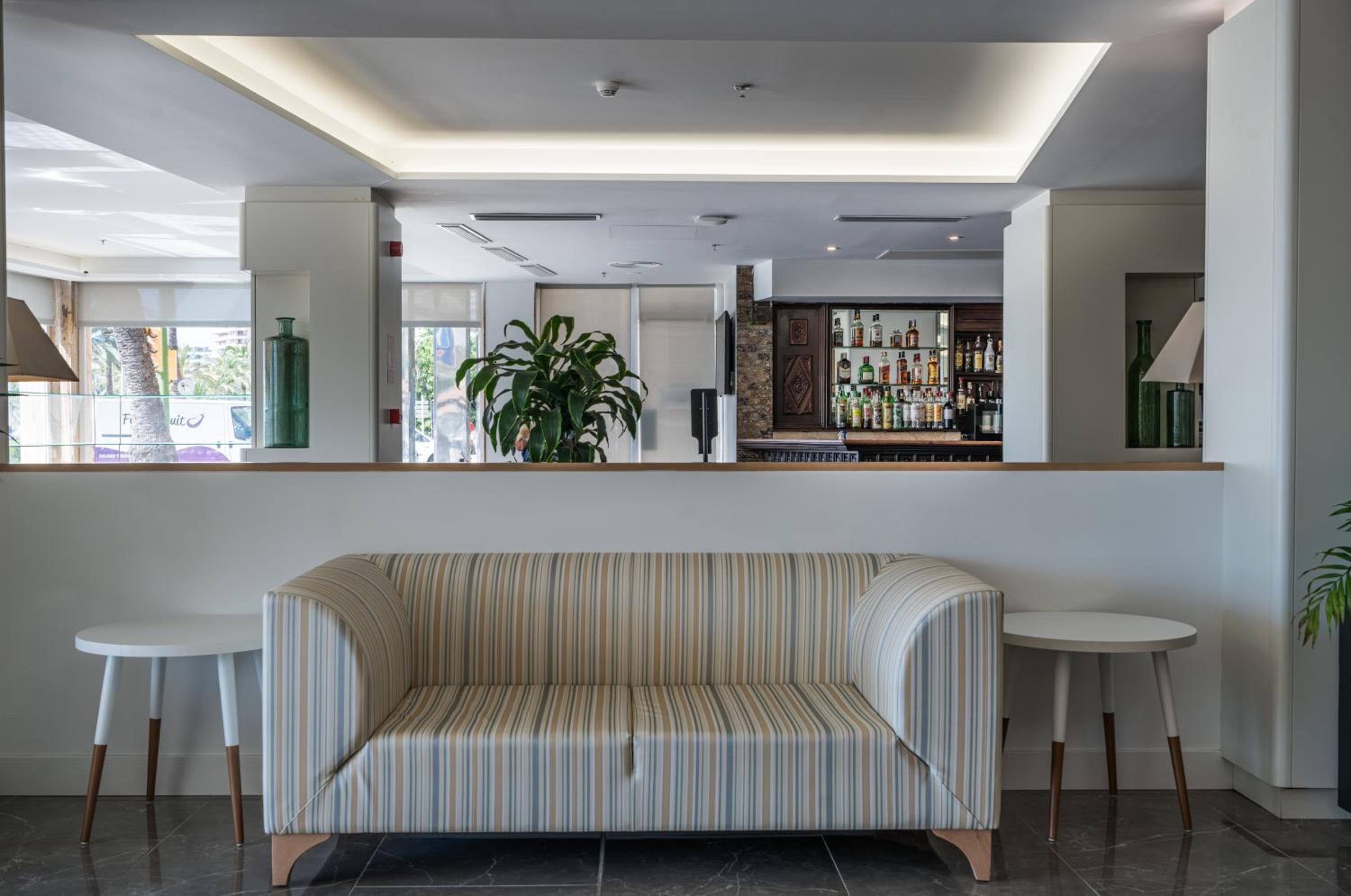 Hotel Mirador — 16