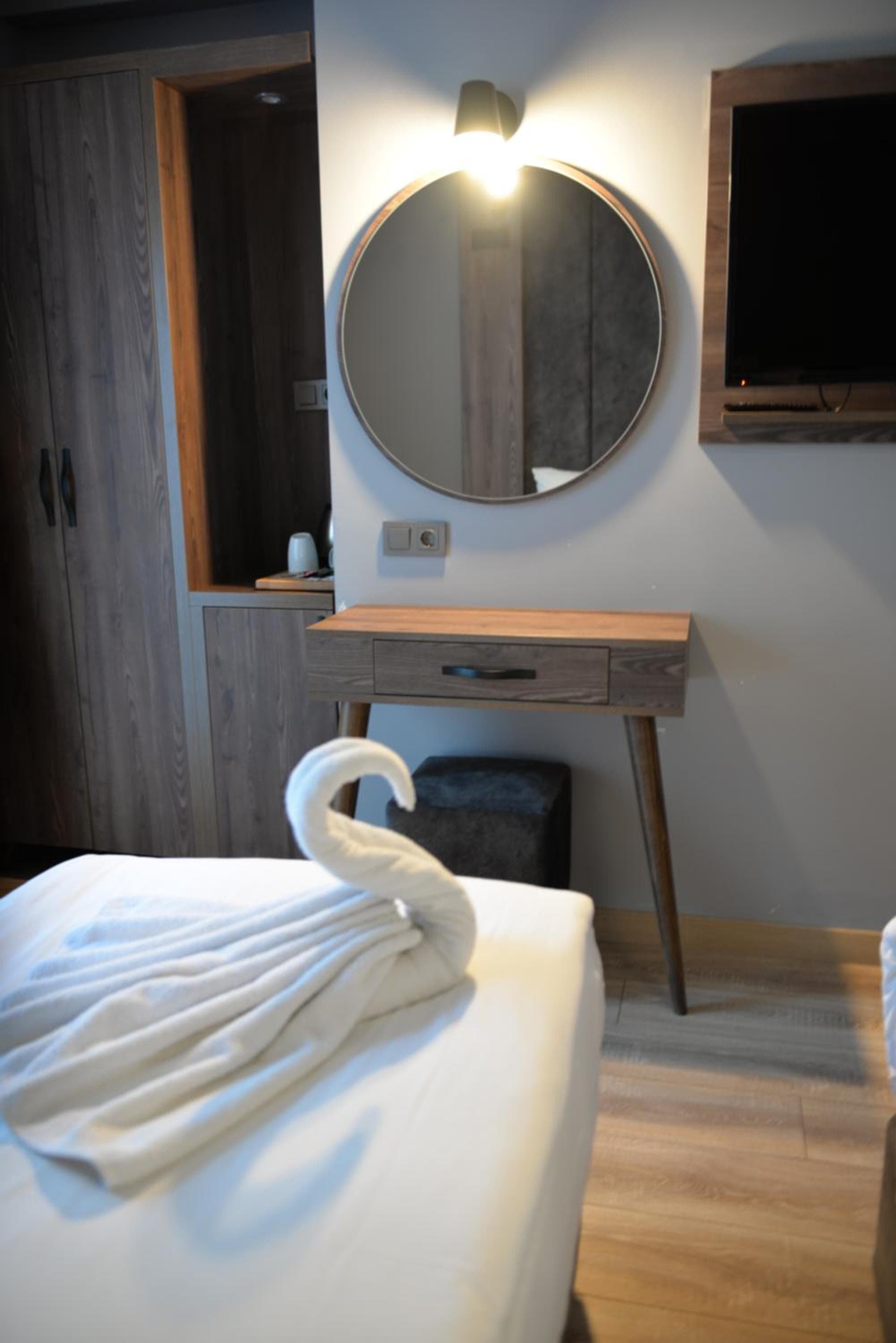 Basilissis Hotel — 25