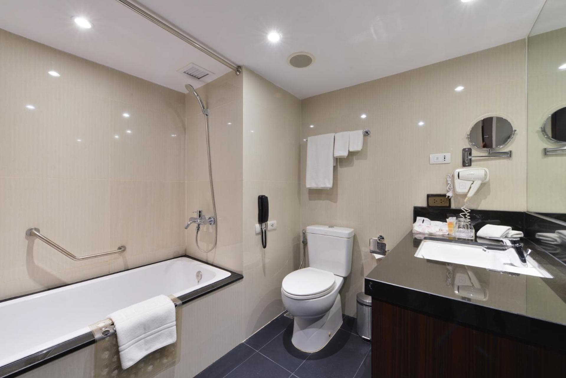 Hotel Royal Bangkok@Chinatown — 28