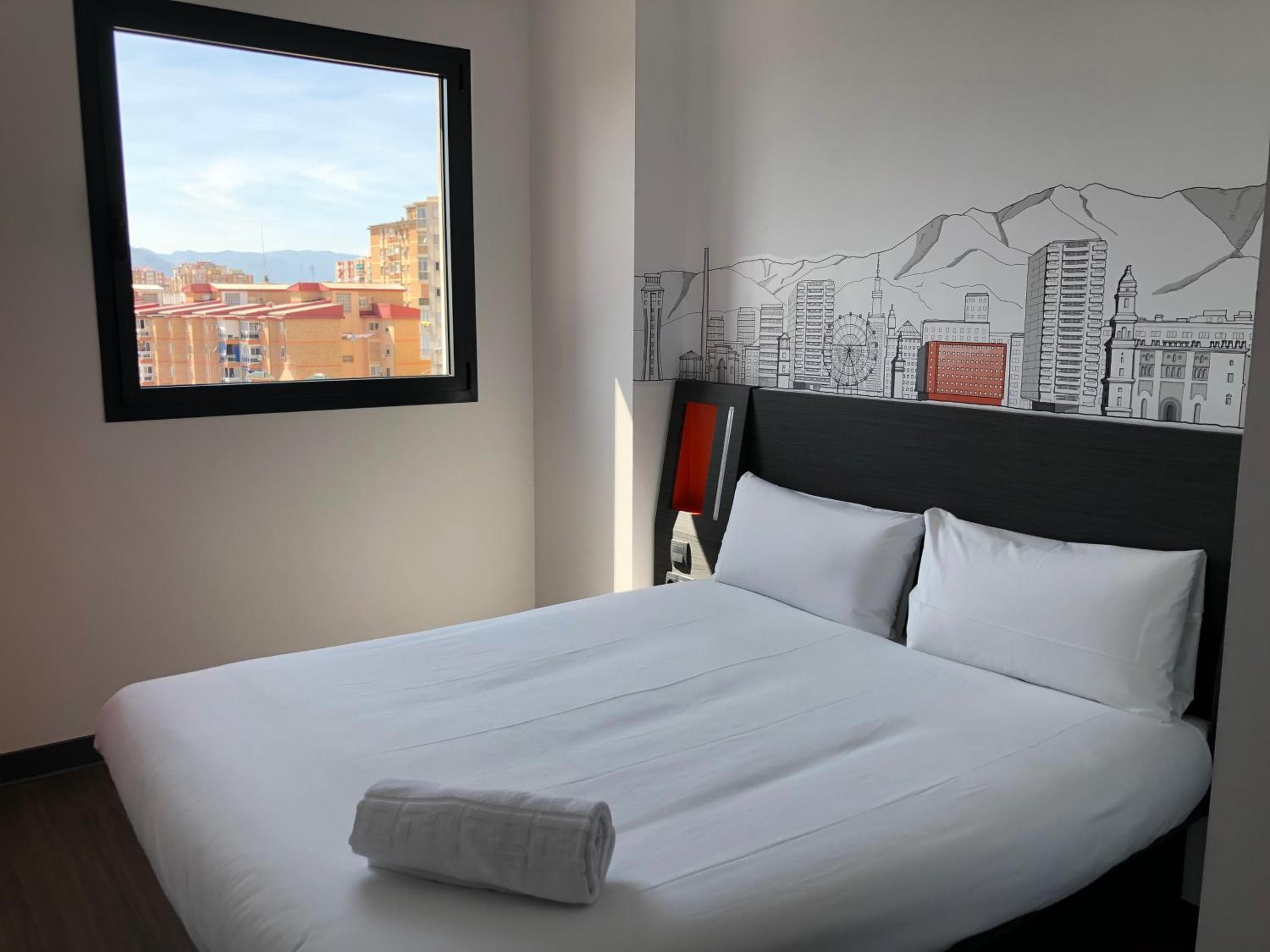 easyHotel Malaga Centro Città — 1