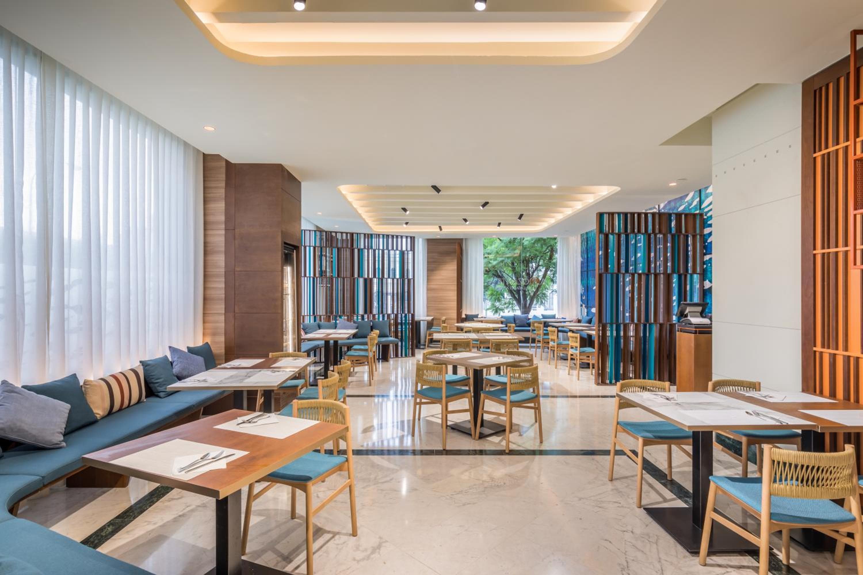 Occidental Sevilla Viapol — 29