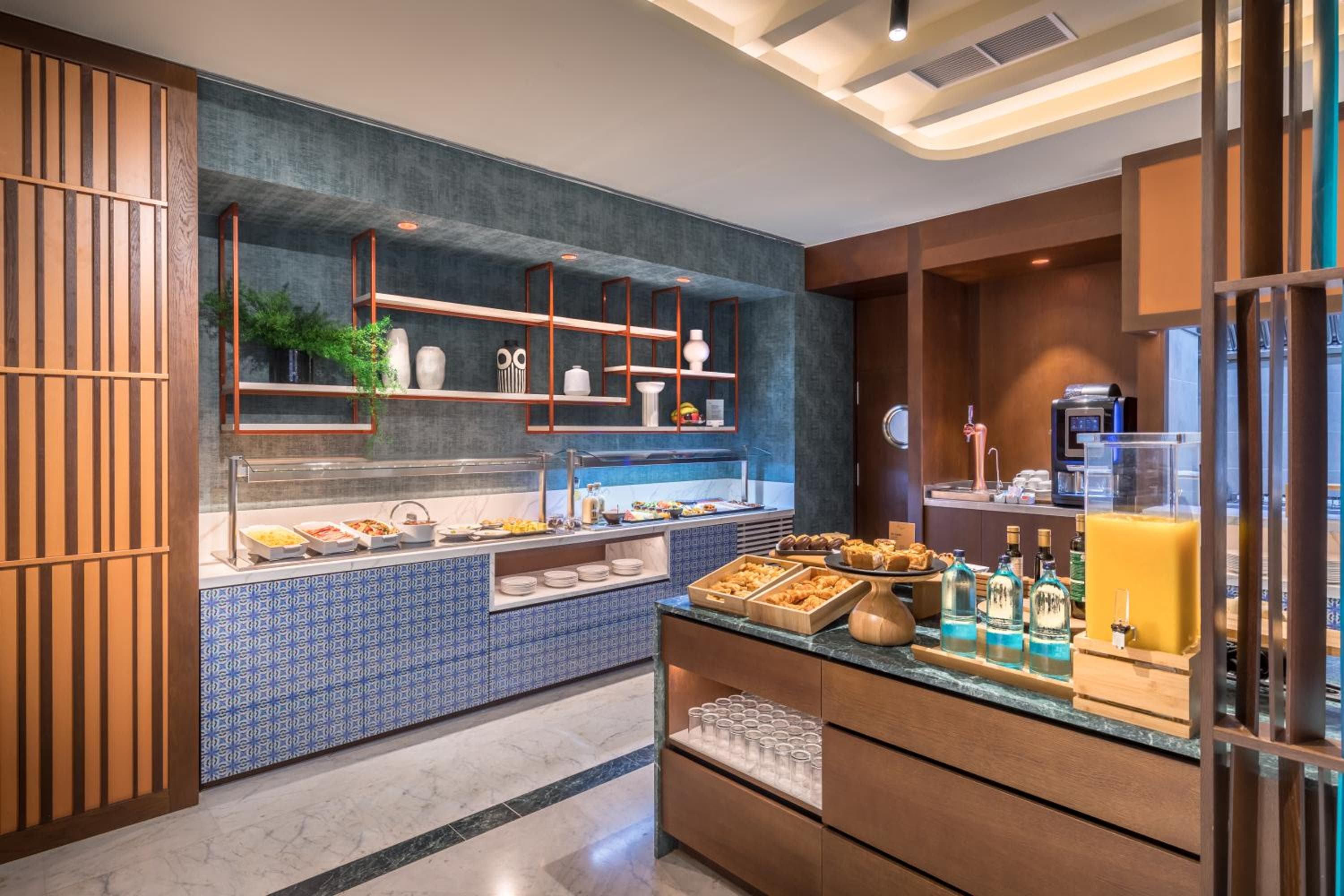 Occidental Sevilla Viapol — 21