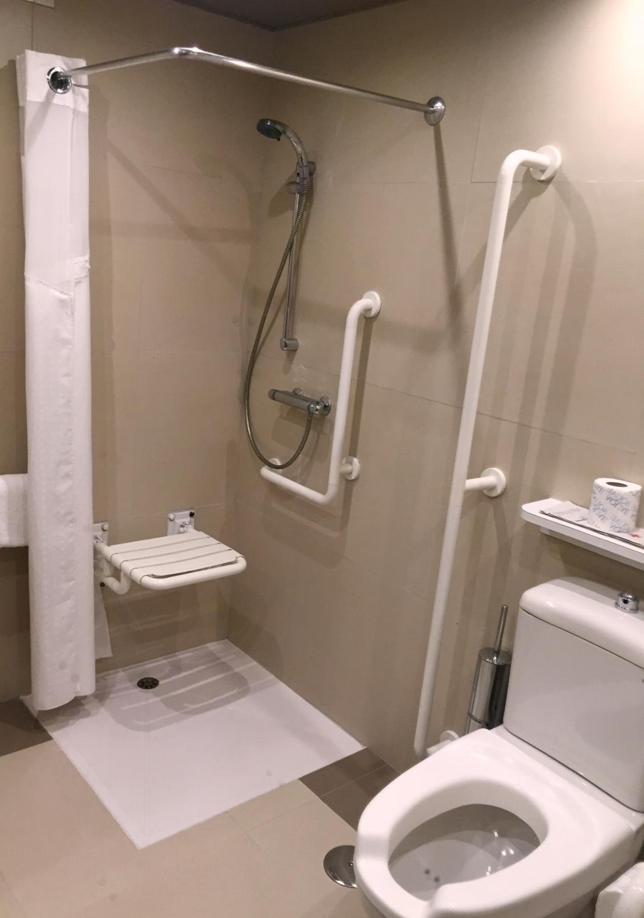Holiday Inn Rome - Eur Parco Dei Medici by IHG — 9