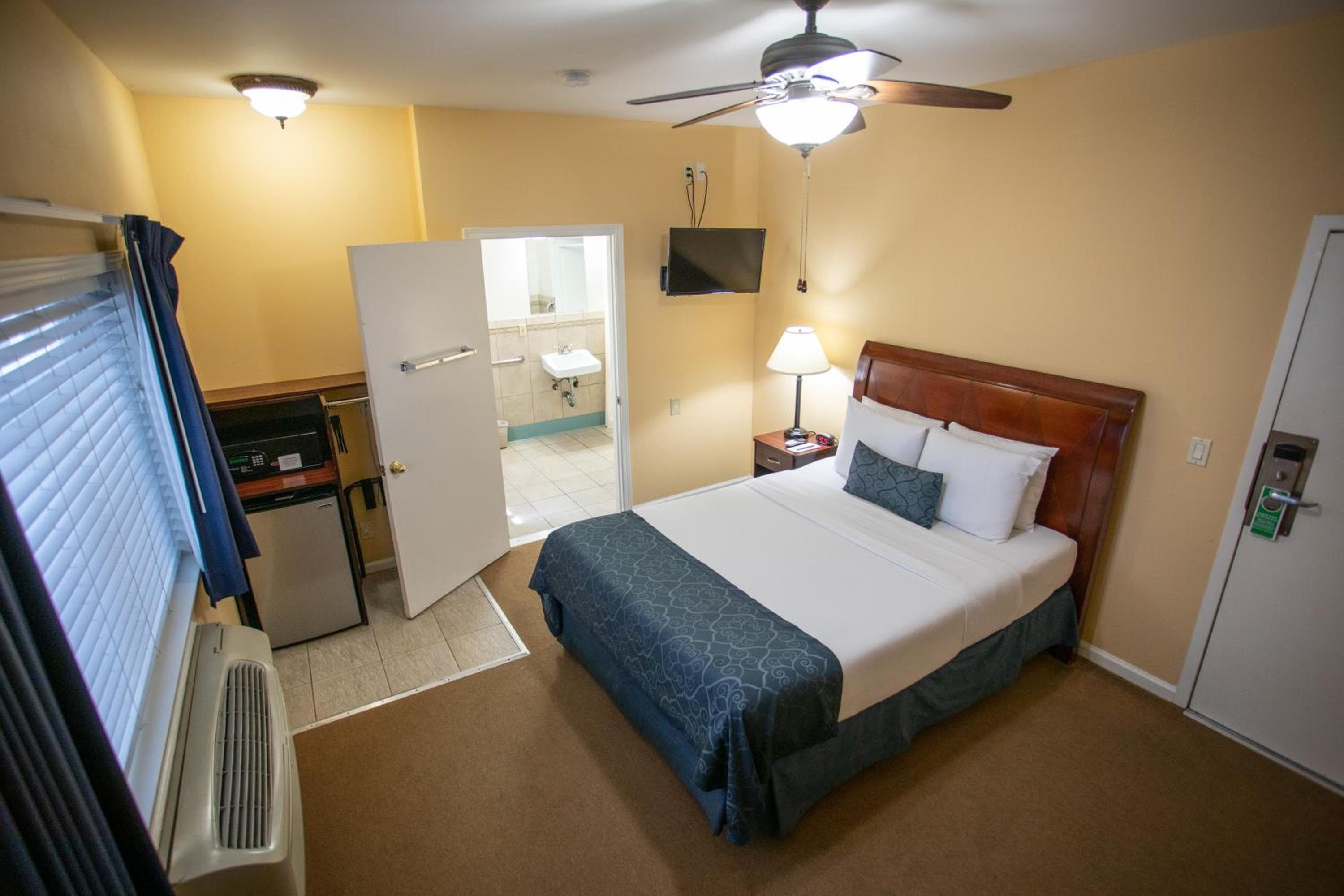 The Hotel Hollywood — 20