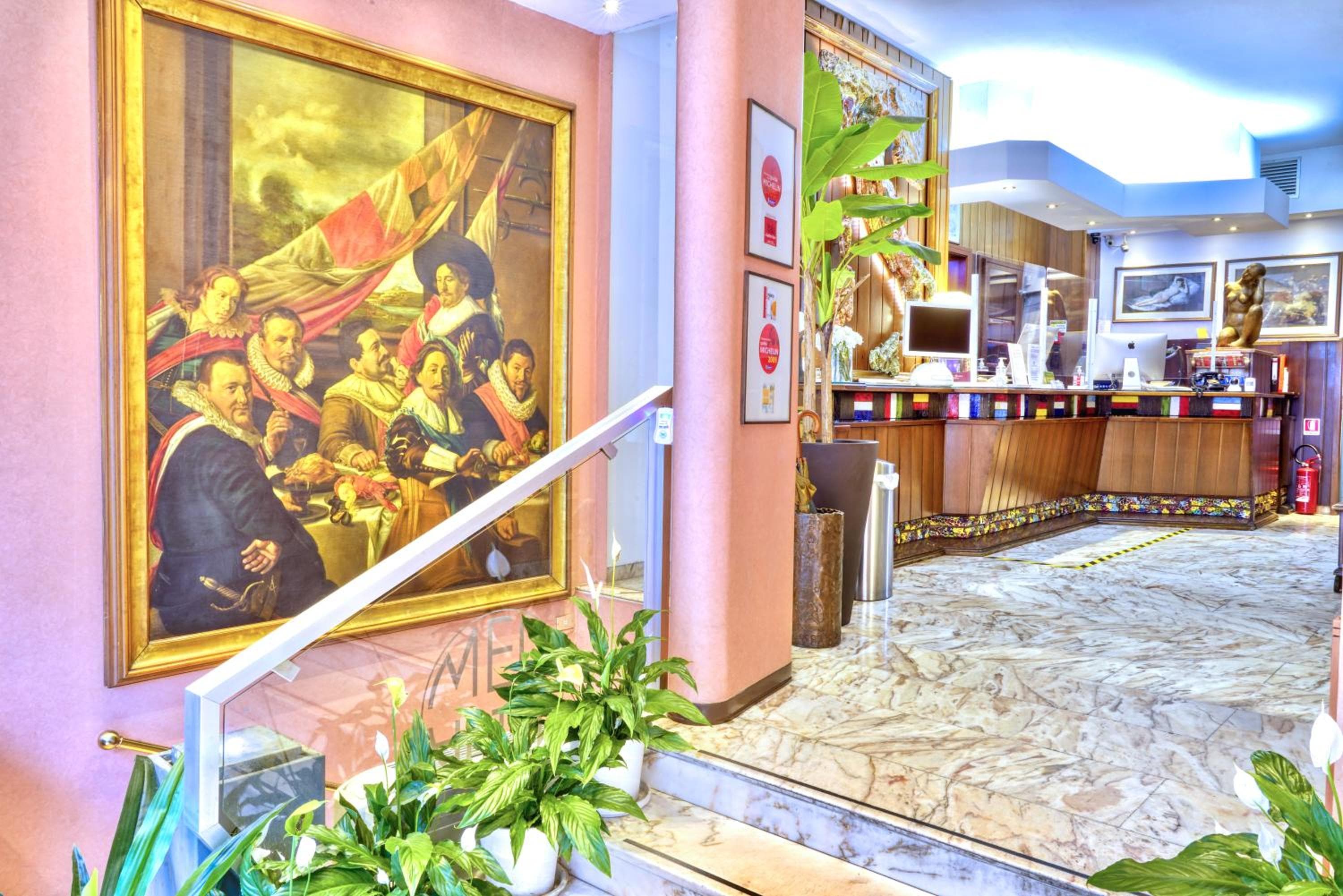 Hotel Mec — 2