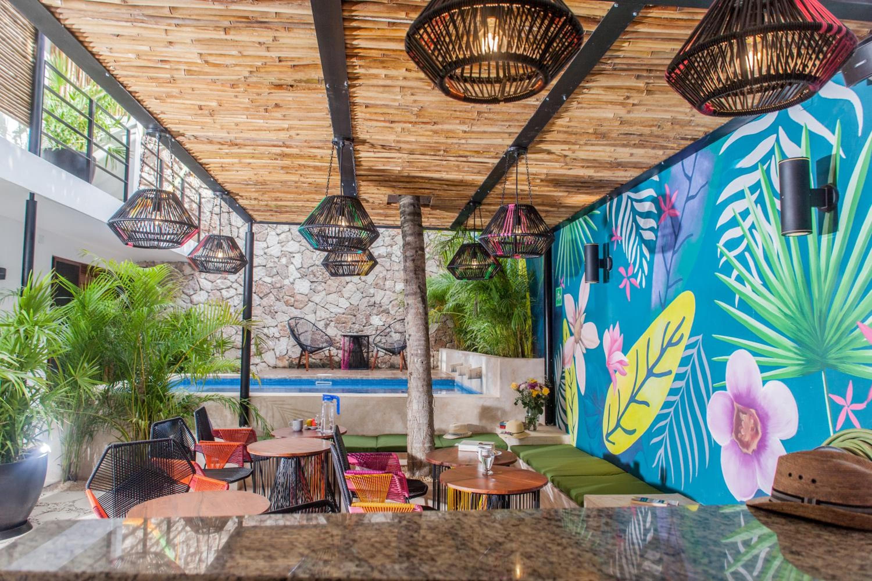 Latino Hotel Boutique — 18