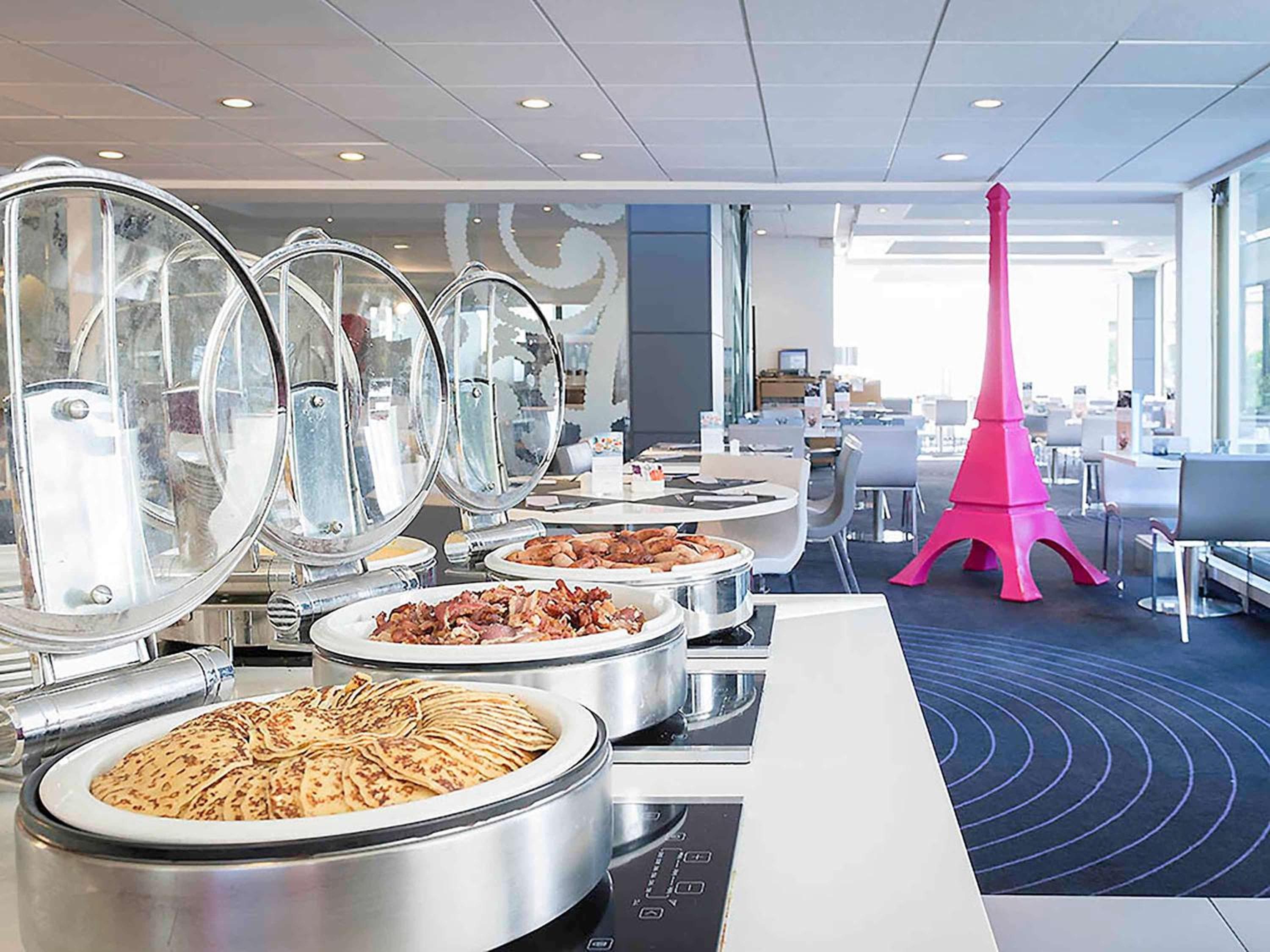 Mercure Paris Centre Tour Eiffel — 15