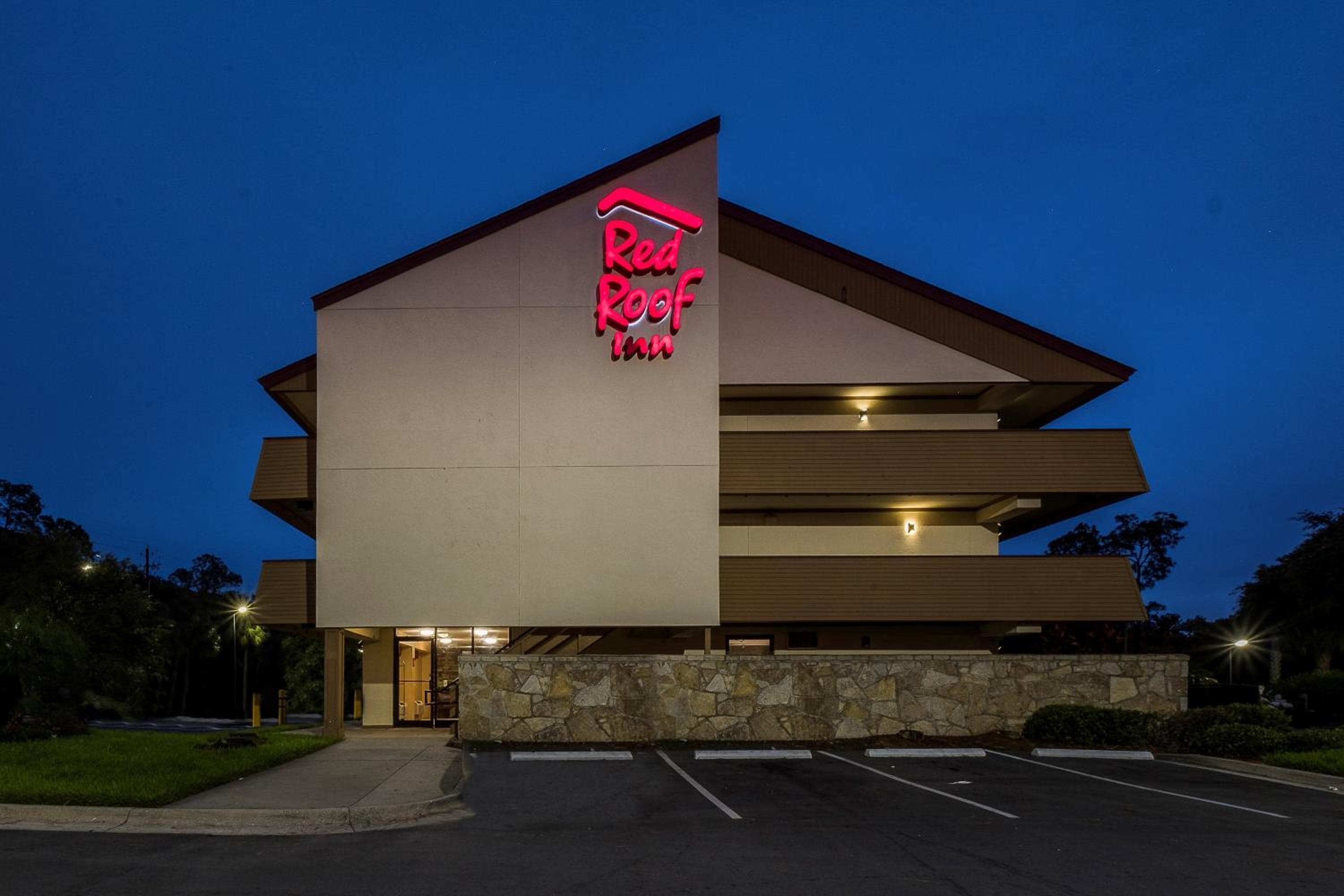 Red Roof Inn Tampa-Brandon — 3