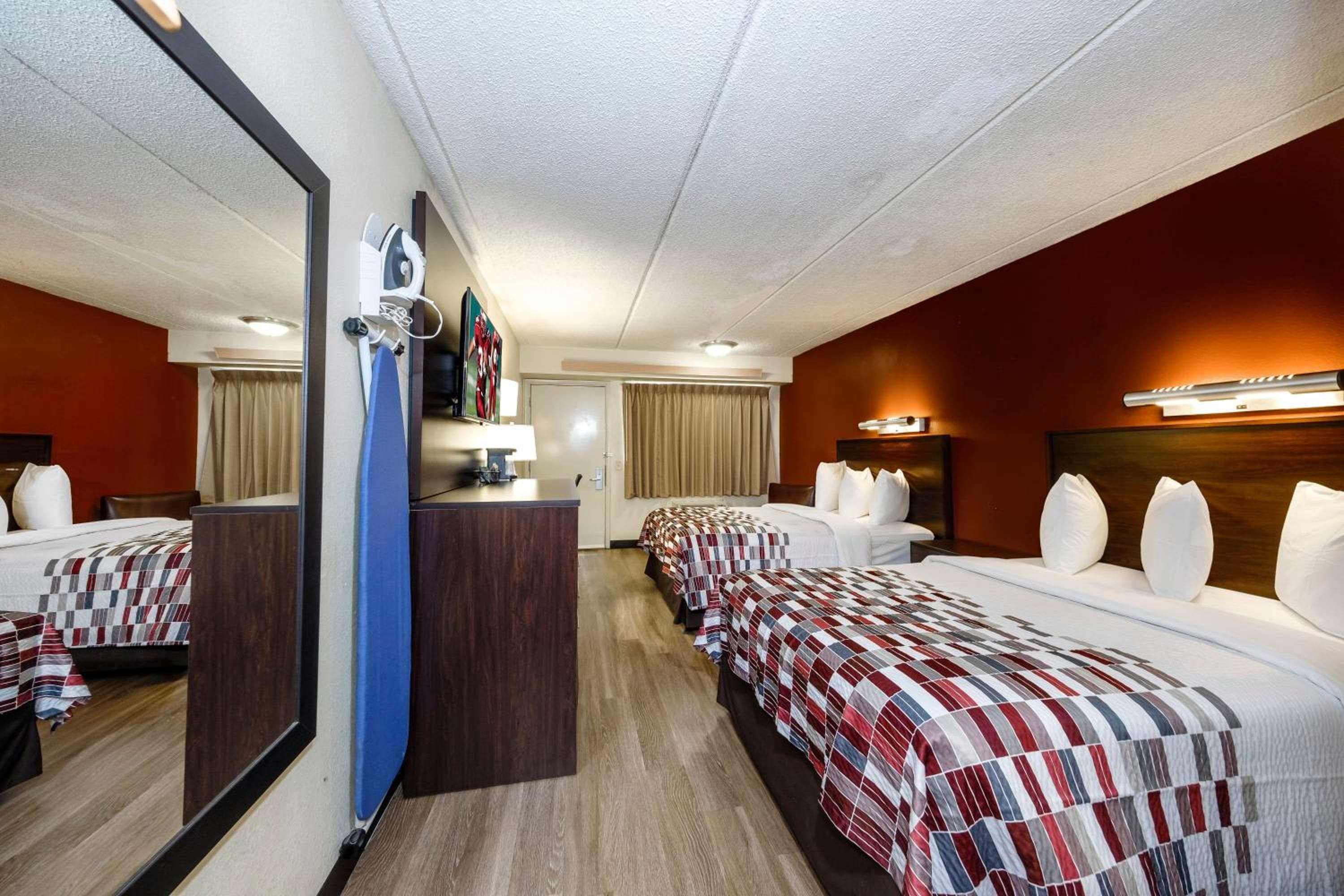Red Roof Inn Tampa-Brandon — 14