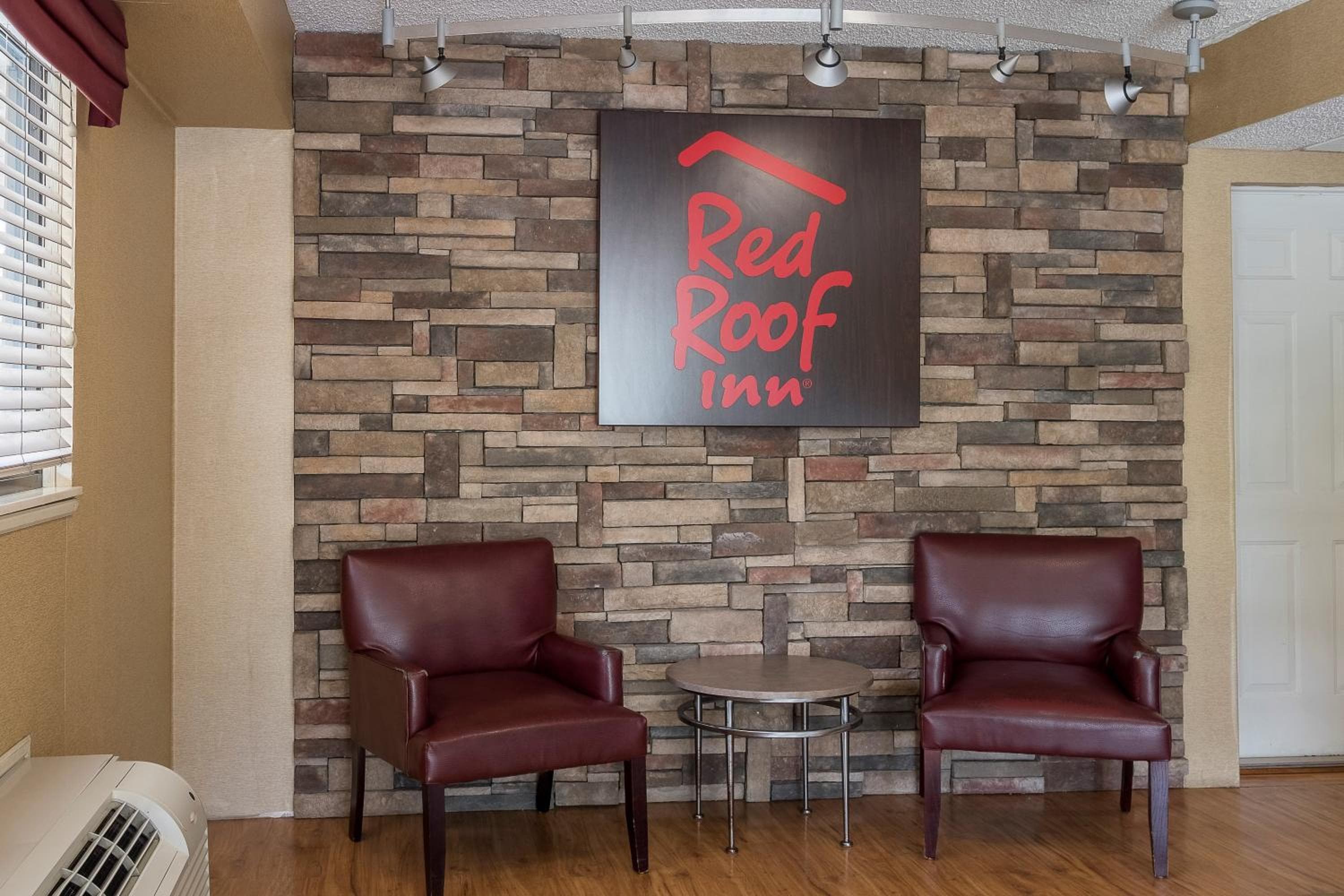 Red Roof Inn Tampa-Brandon — 5