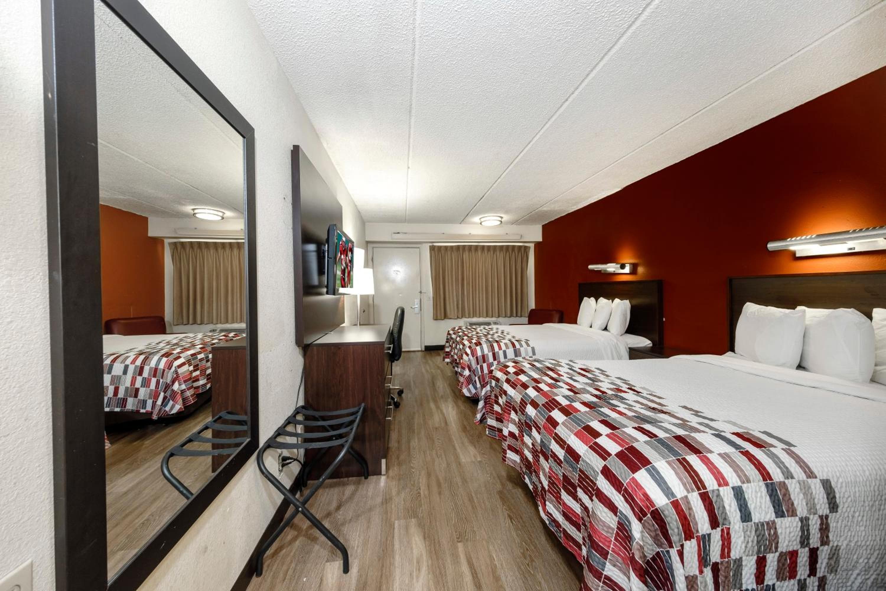 Red Roof Inn Tampa-Brandon — 17