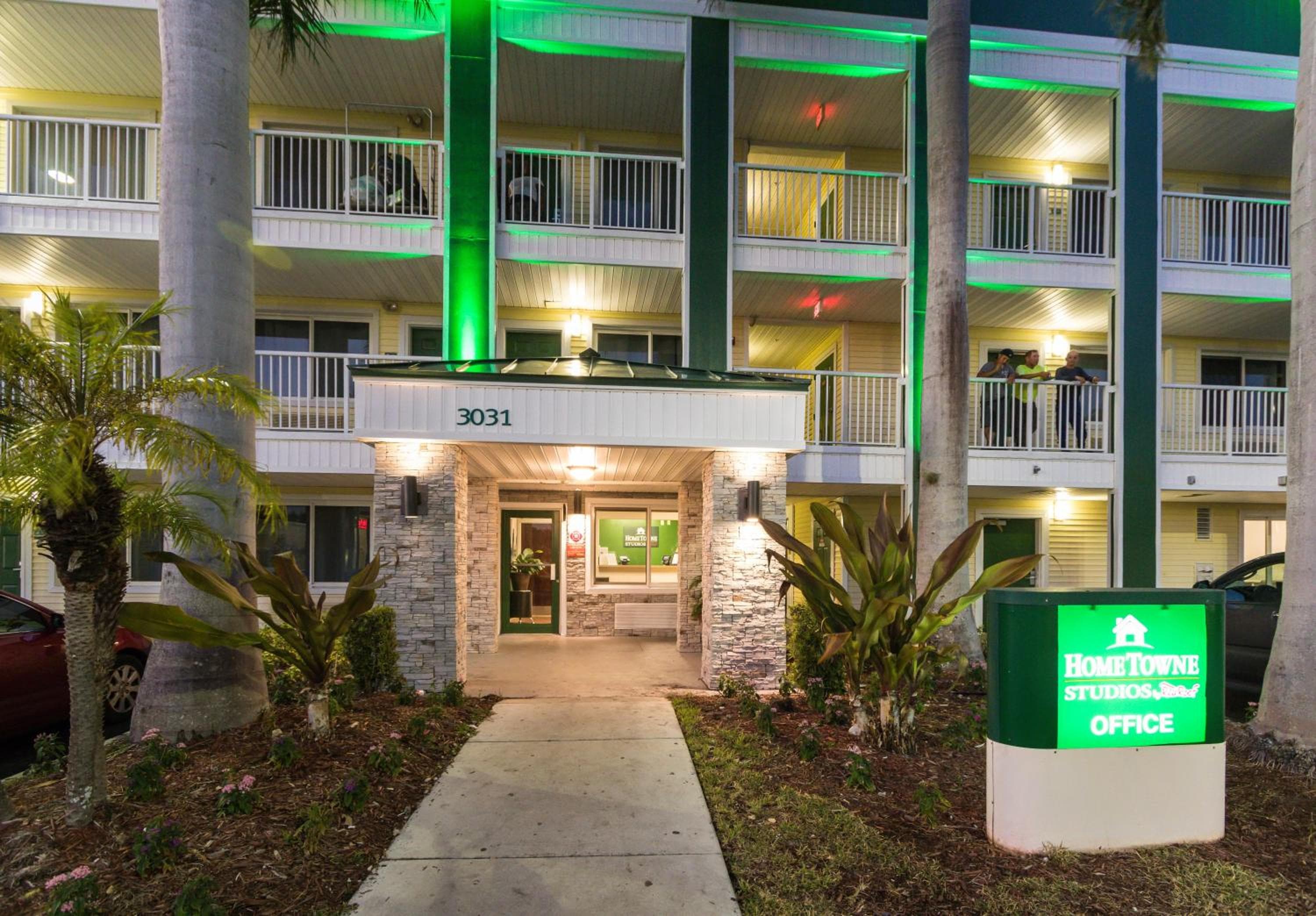 InicioTowne Studios de Red Roof Fort Lauderdale — 7