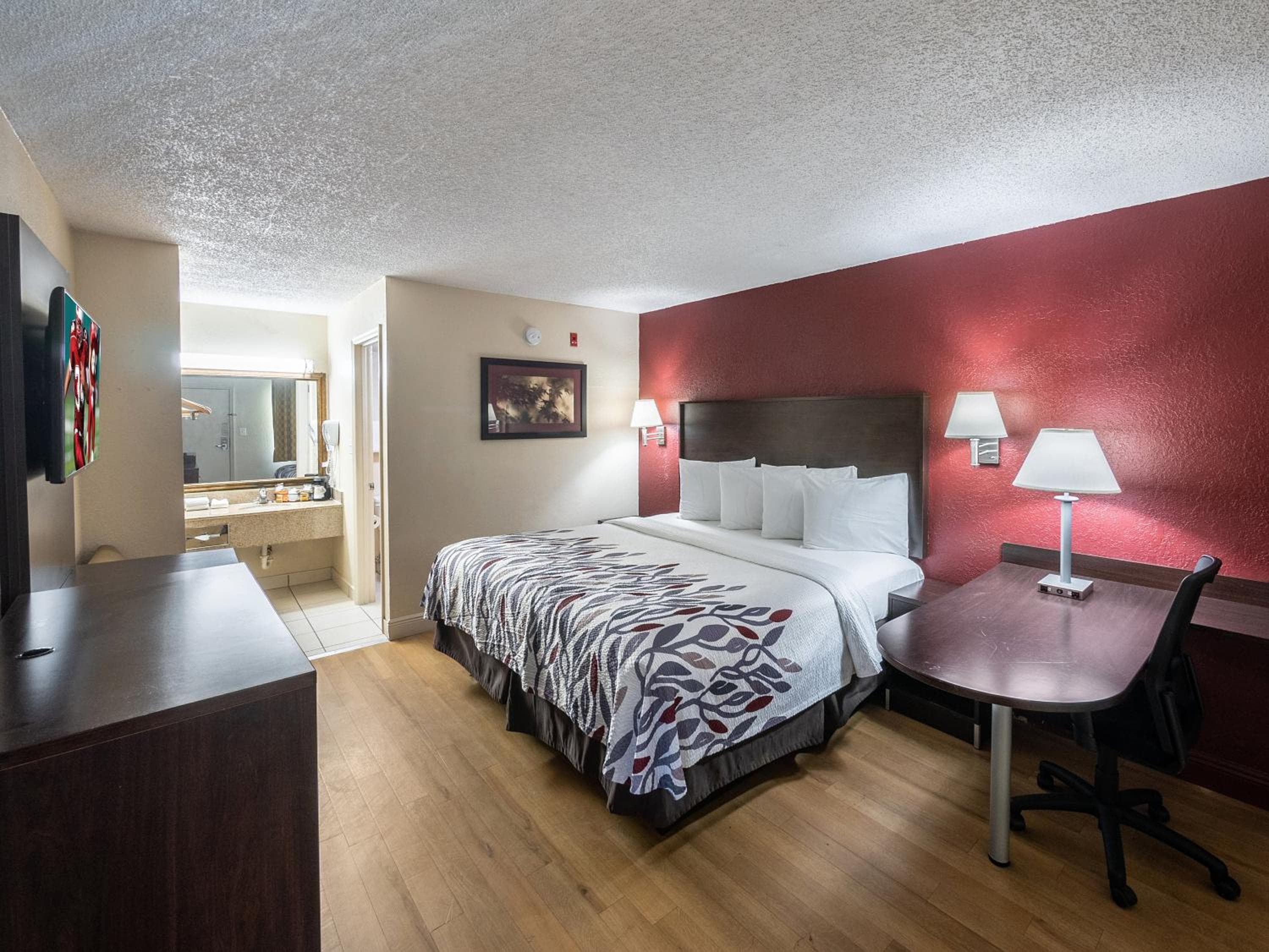 Red Roof Inn Orlando Sur - Florida Mall — 15