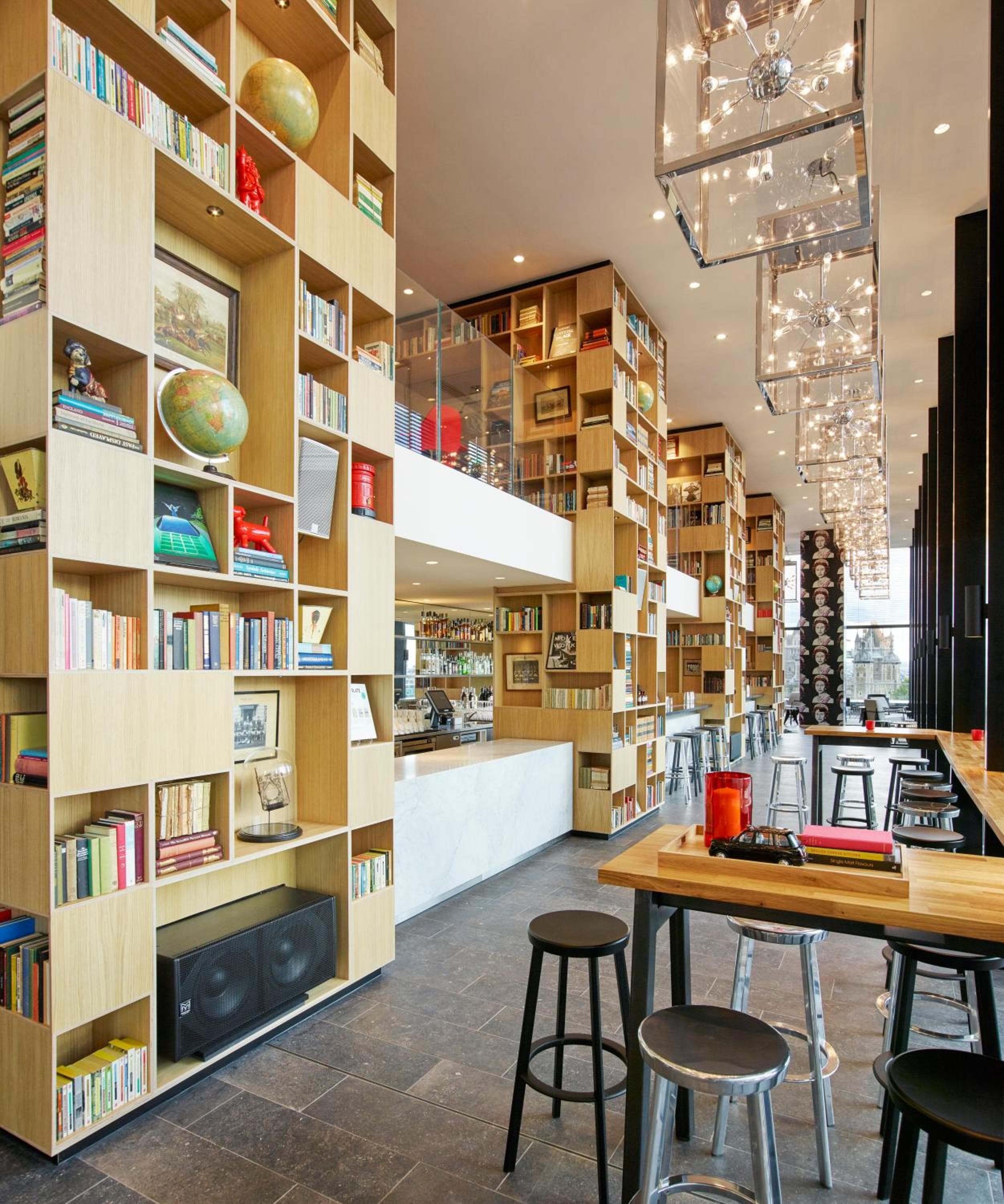 citizenM Tower of London — 19