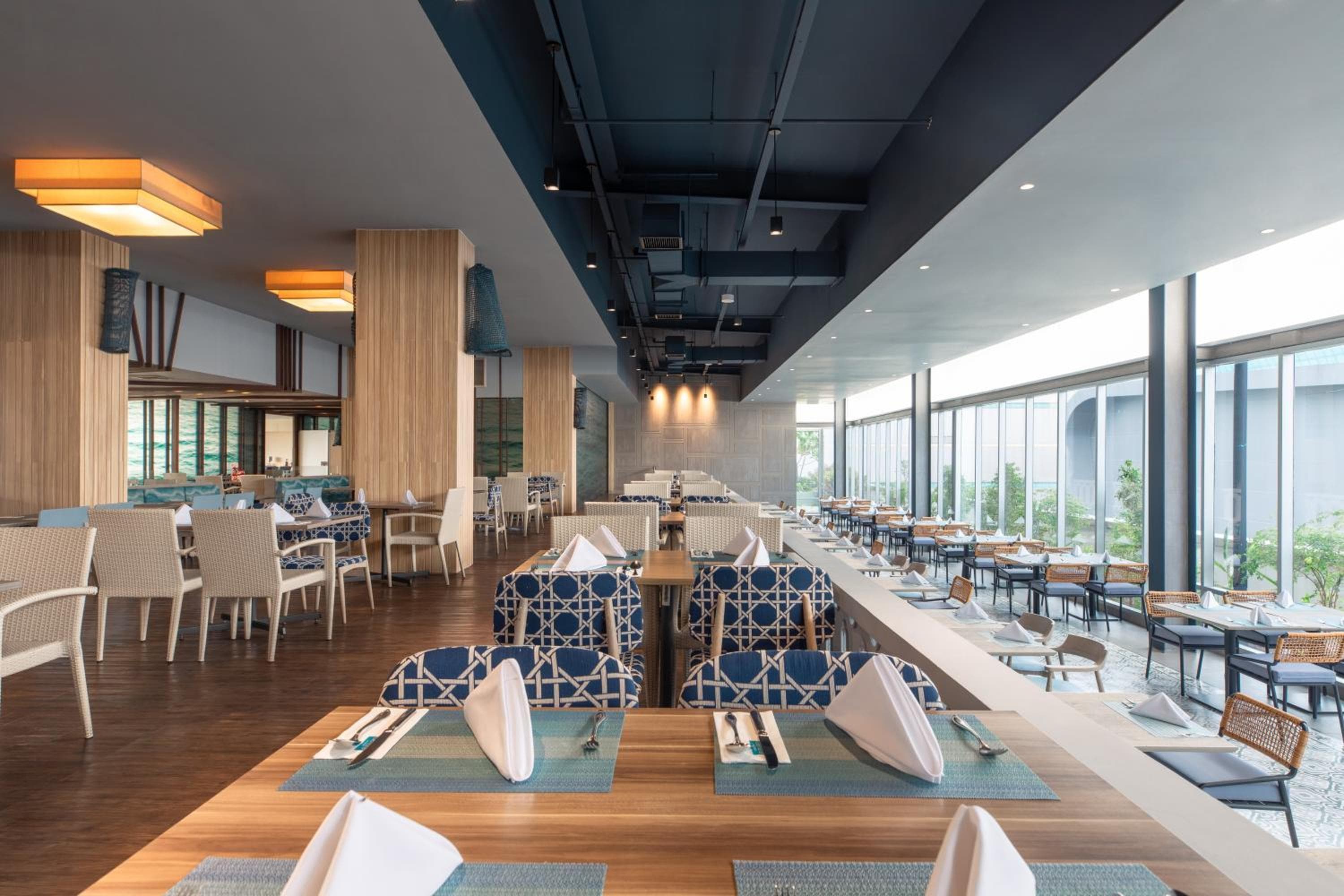 Centara Life Government Complex Hotel & Convention Centre Chaeng Watthana — 13