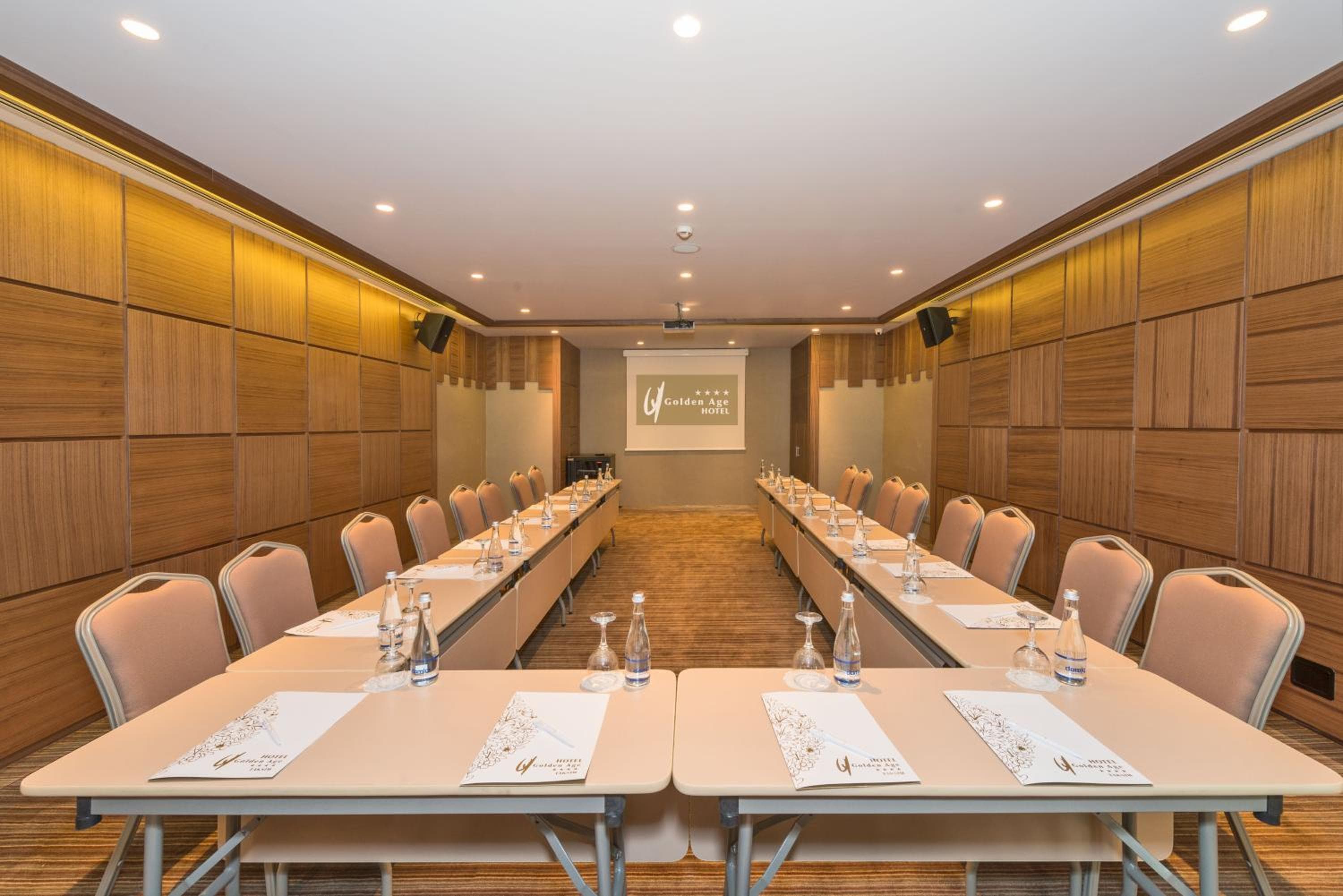 Golden Age Hotel Taksim — 29