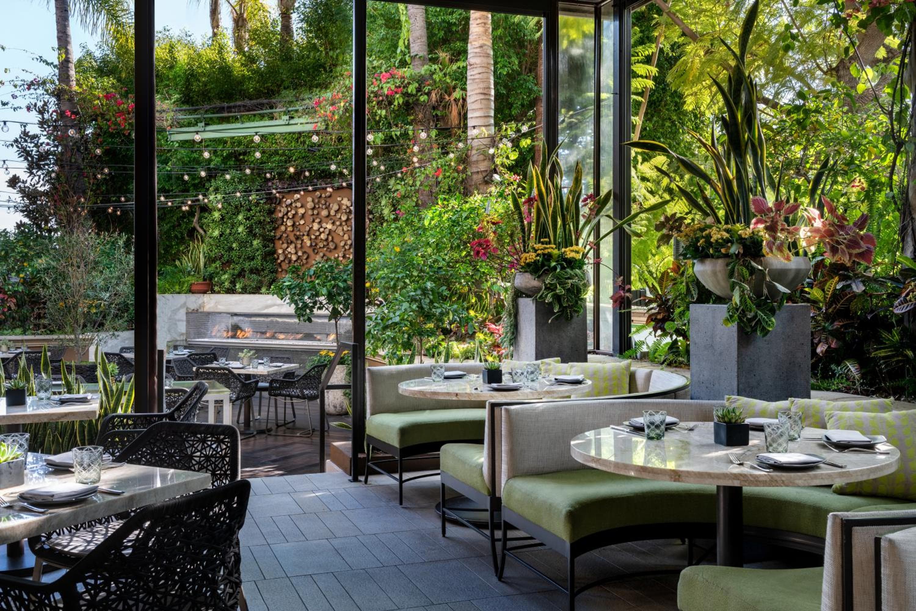 Four Seasons Hotel Los Angeles at Beverly Hills — 12