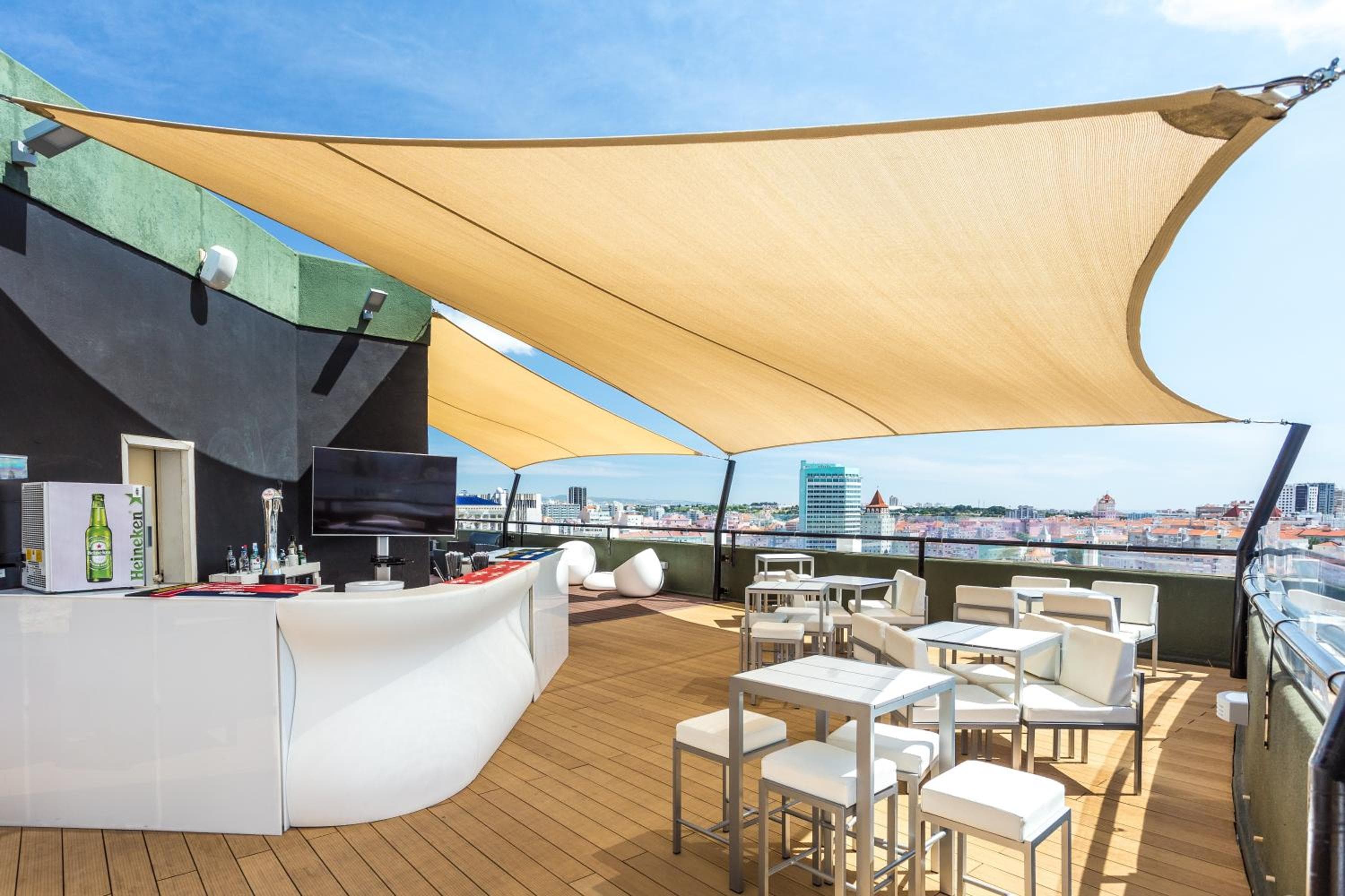 Holiday Inn Lisbon by IHG — 9