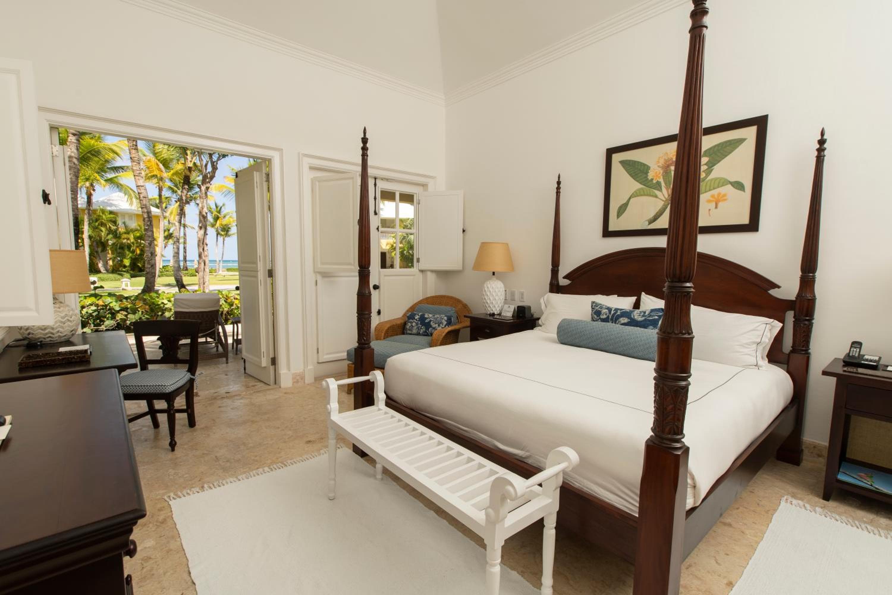 Tortuga Bay — 12
