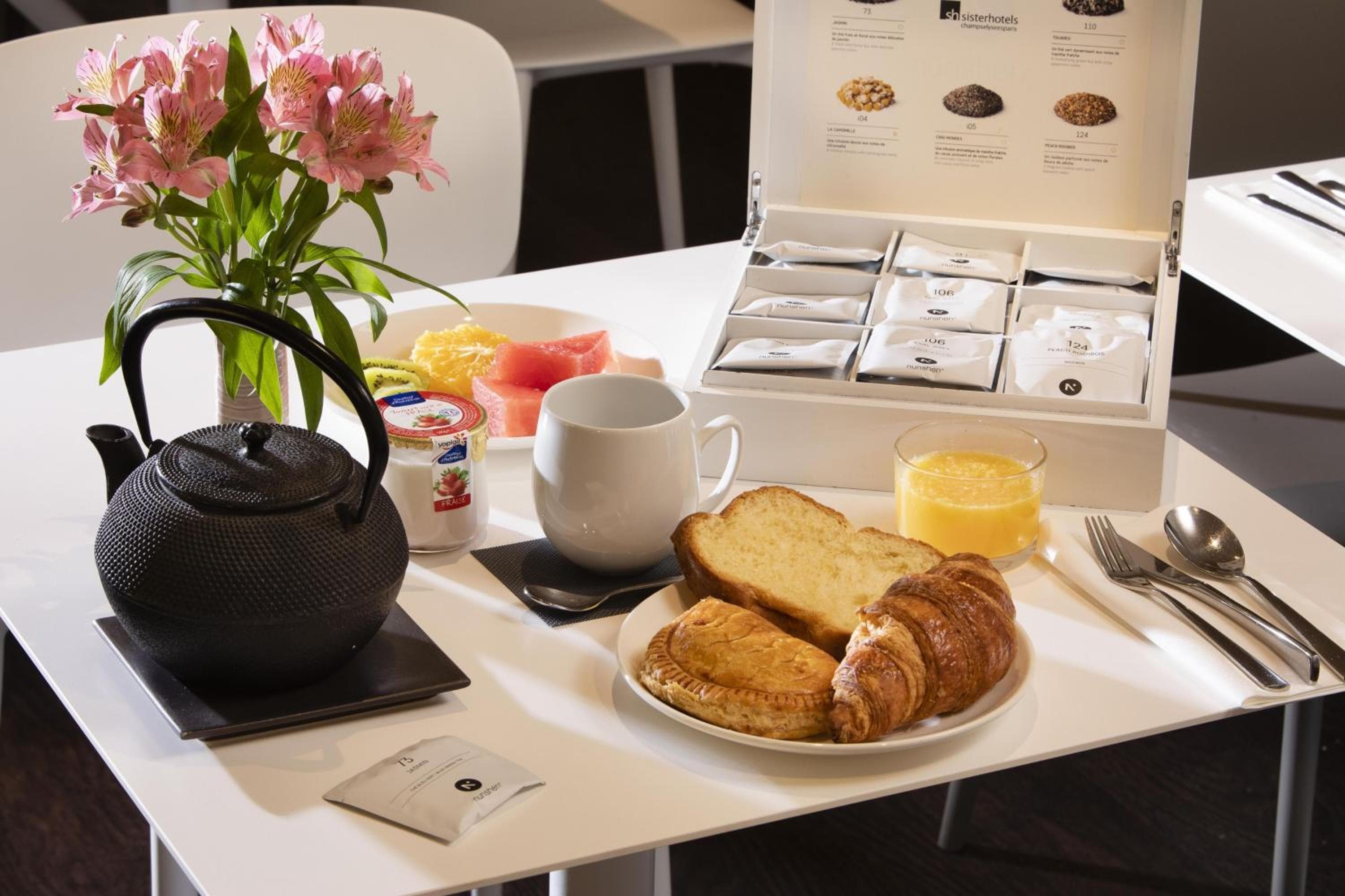 Hôtel Elysées Régencia — 21