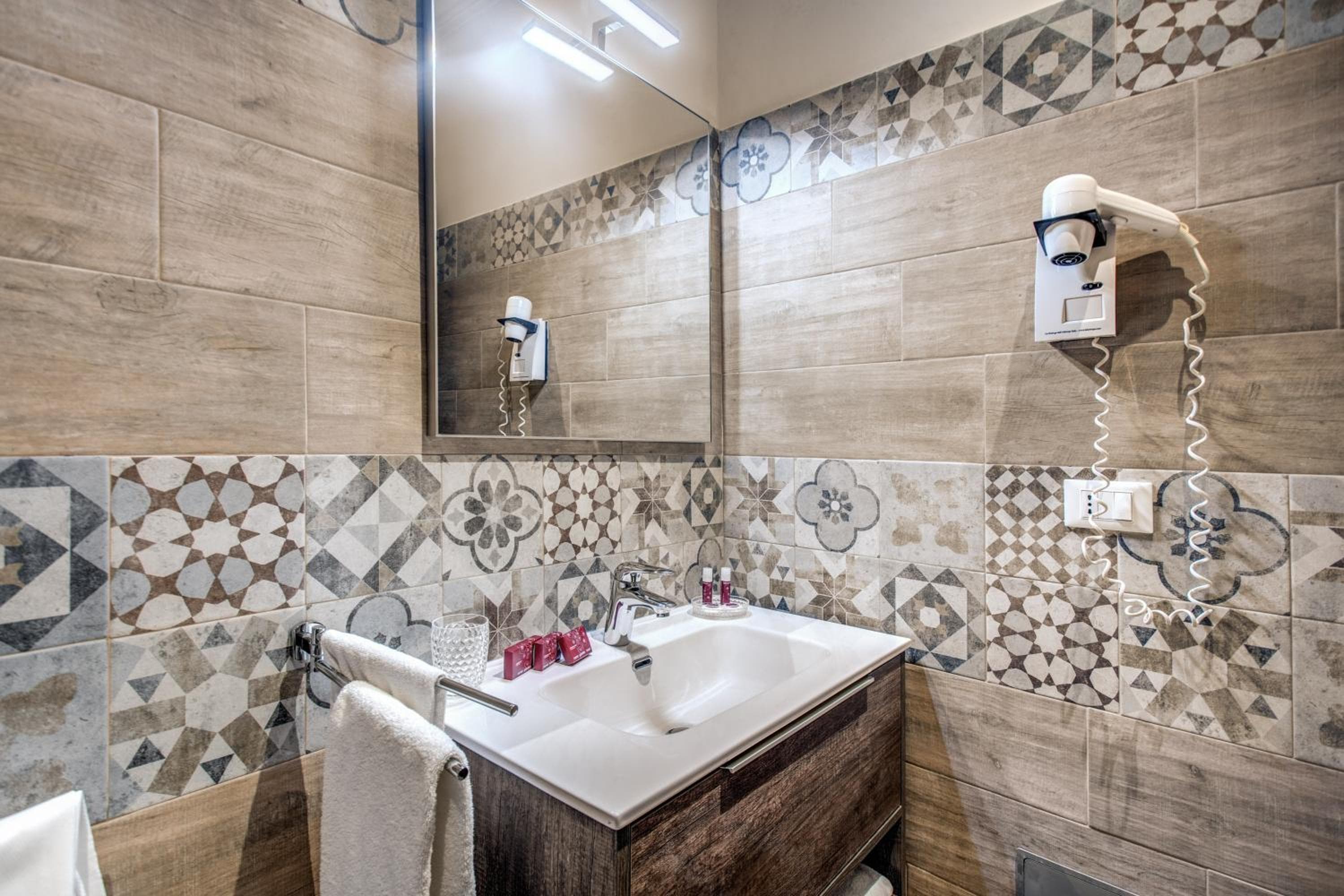 Rome Garden Hotel — 24