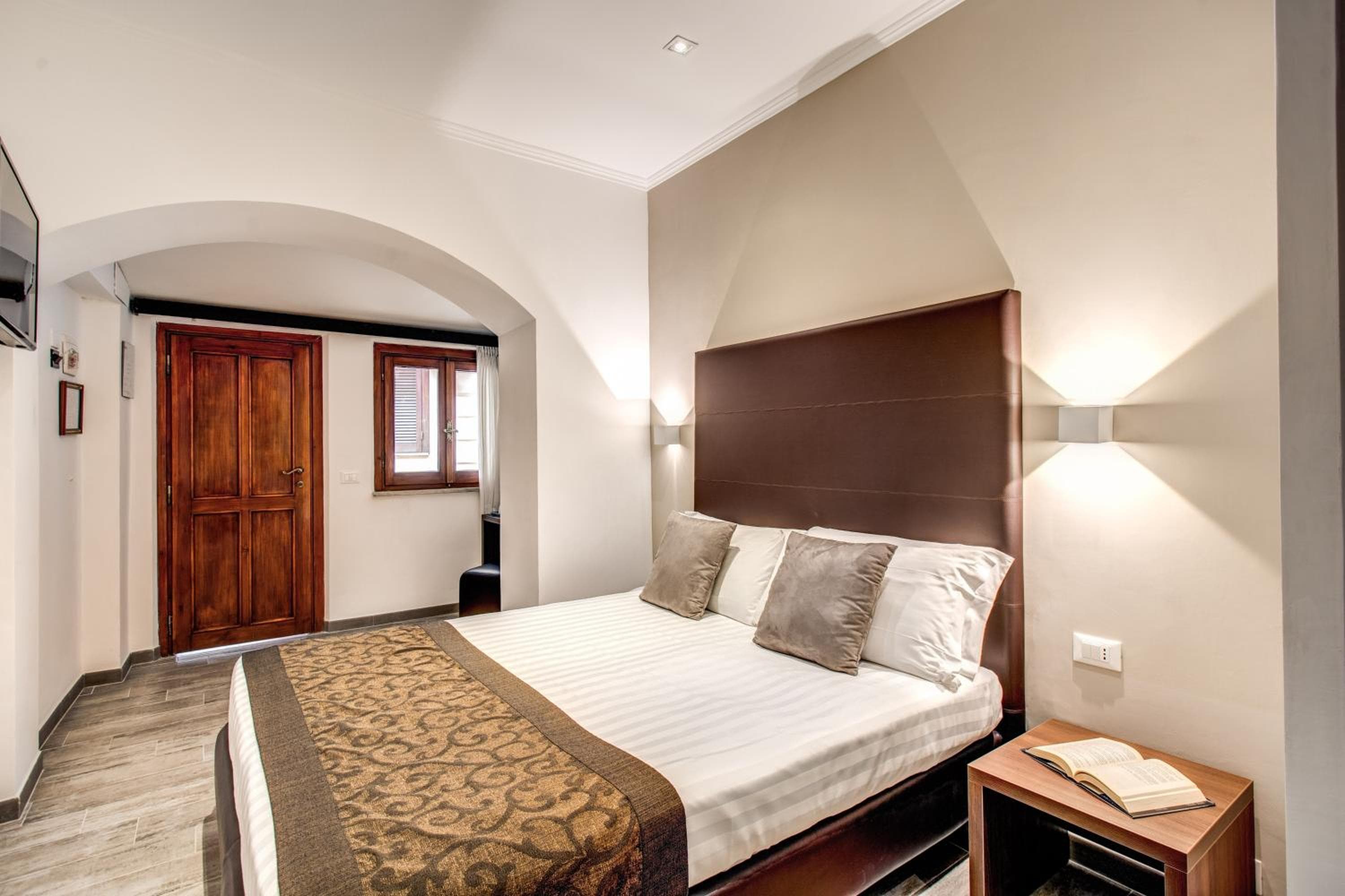 Hotel Roma — 27