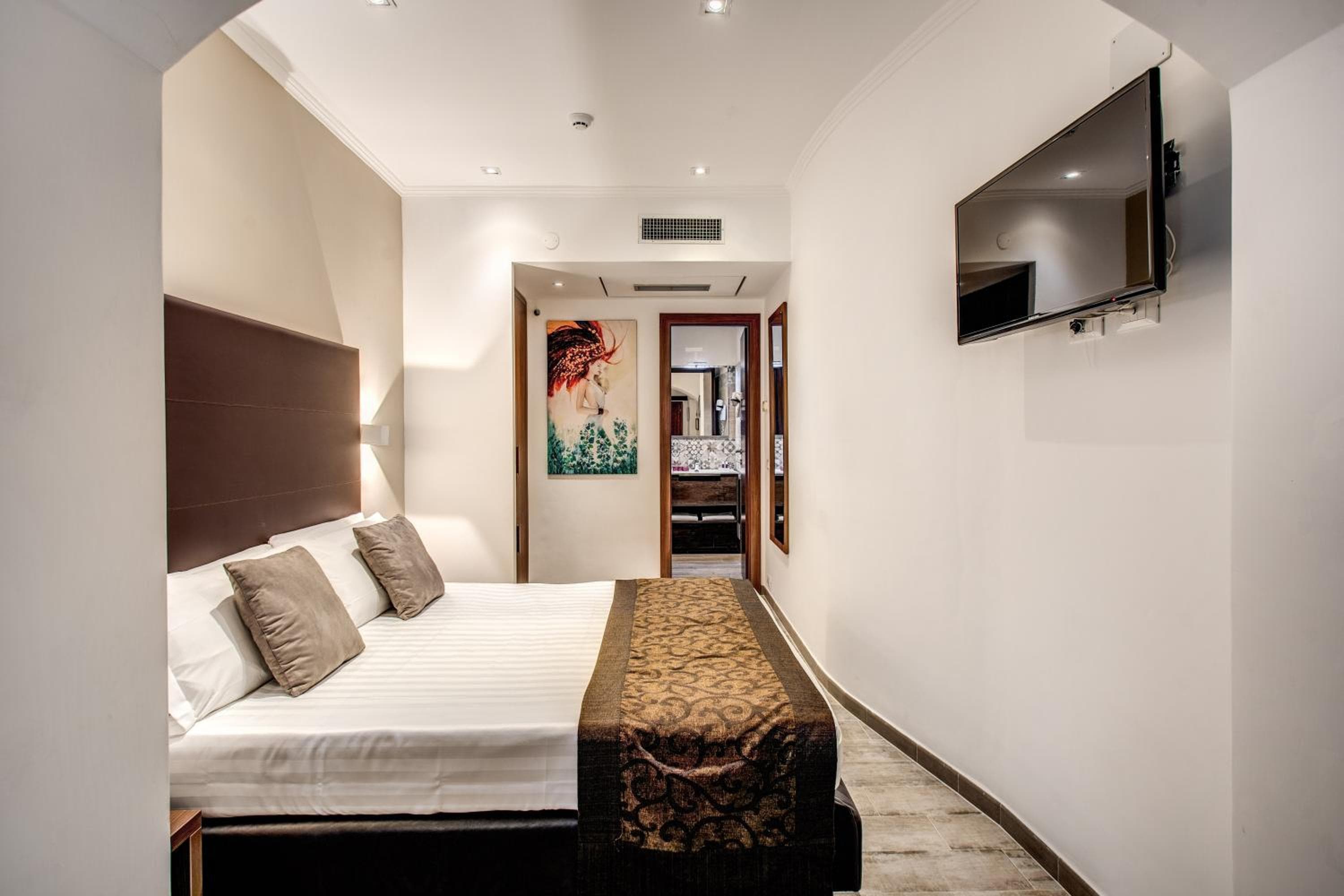 Hotel Roma — 30