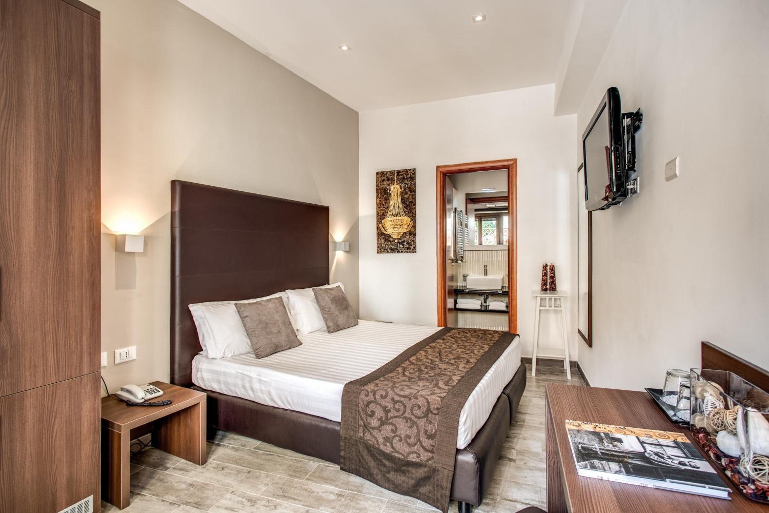 Hotel Roma — 19