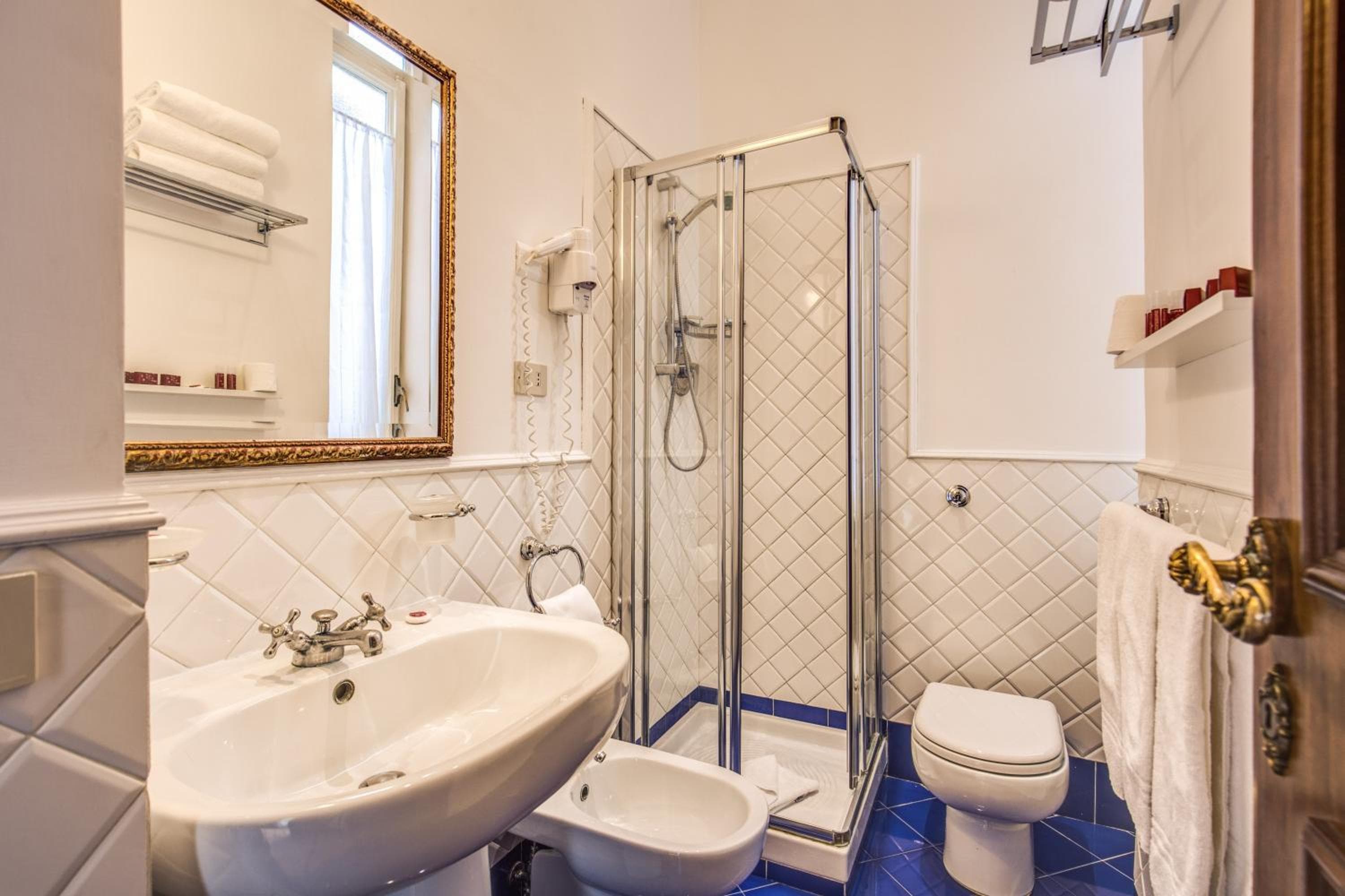Hotel Roma — 26