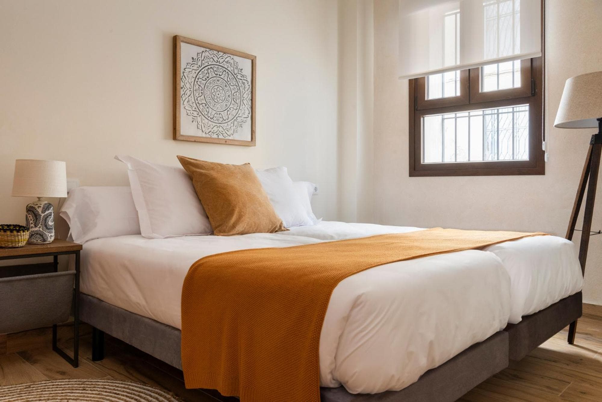MH Apartments Central Sevilla — 24