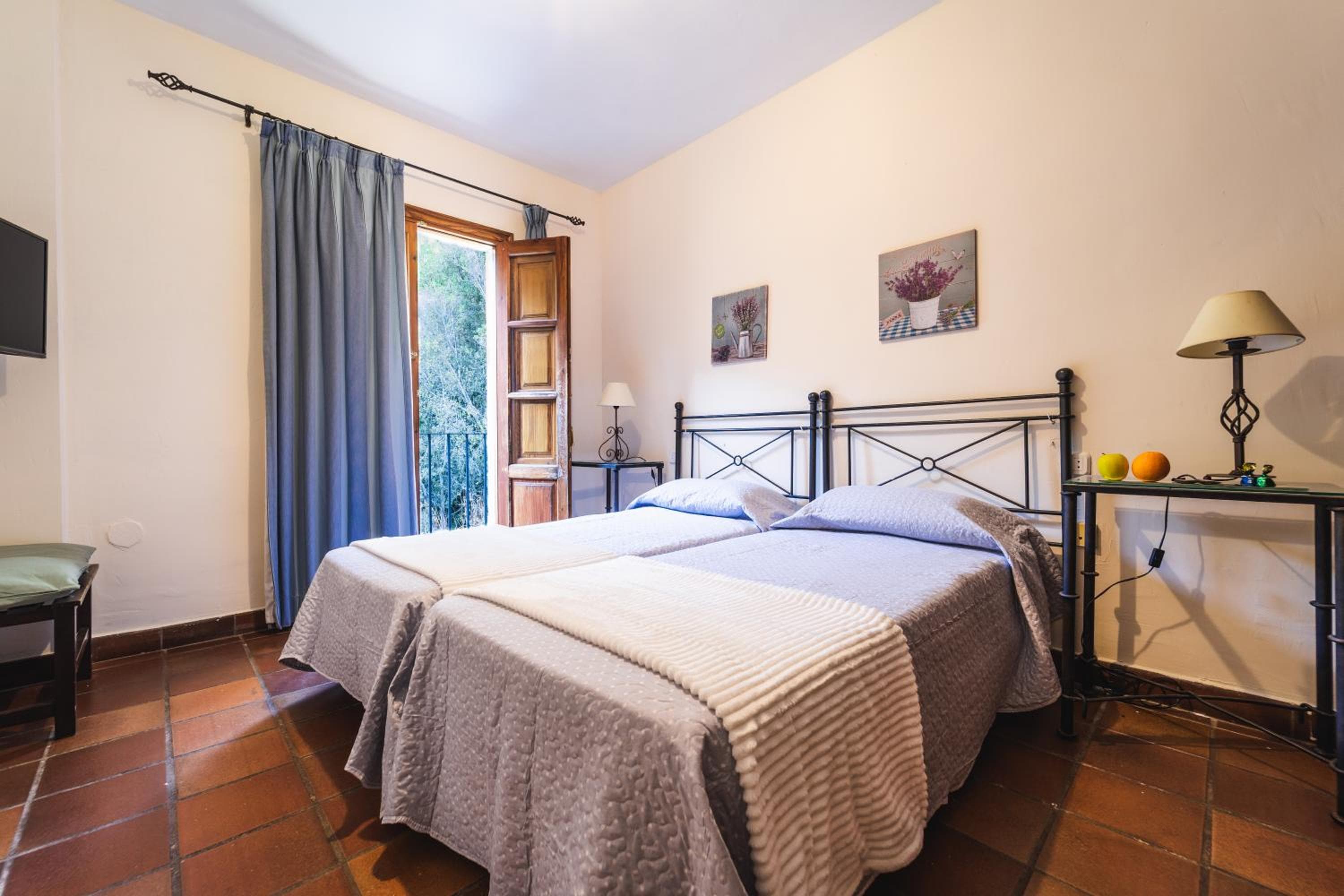 Hotel Humaina — 28