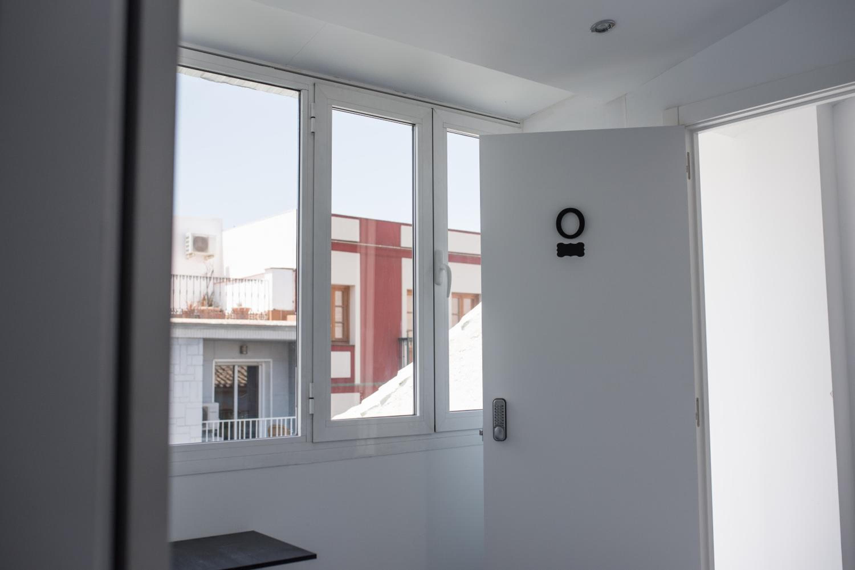 AYZ Frailes - Auto Check-in Unterkunft — 16