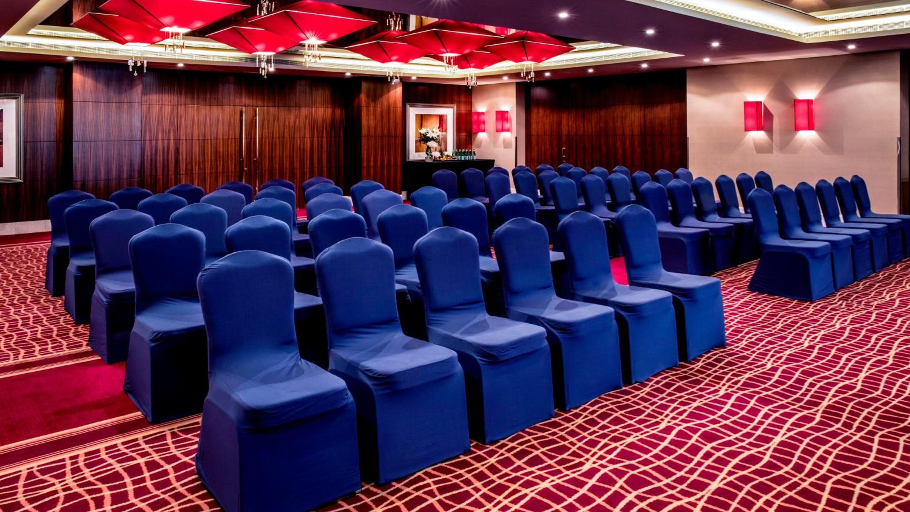 Crowne Plaza Dubai Deira by IHG — 16