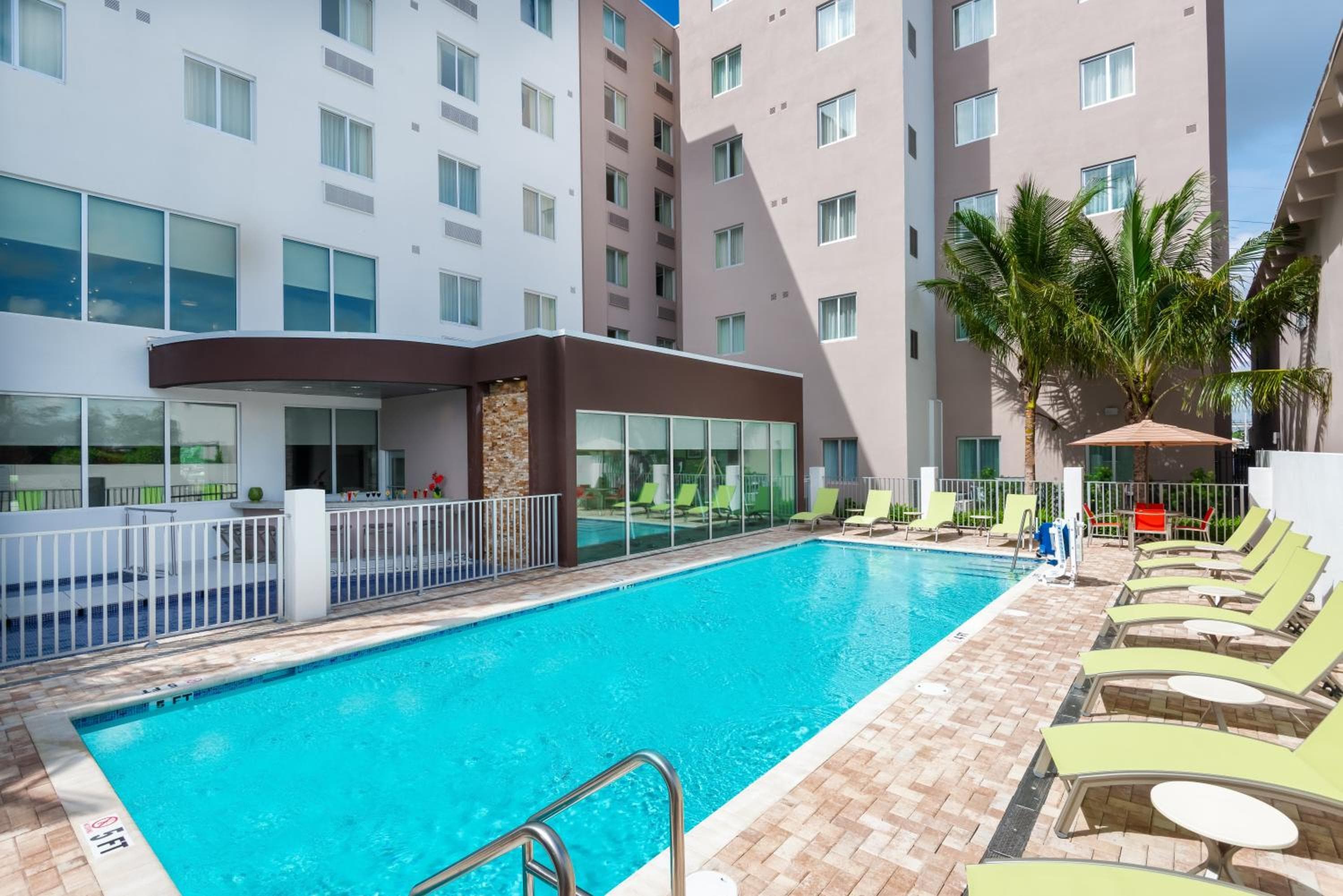 Staybridge Suites - Aeropuerto Internacional de Miami, un hotel IHG — 23