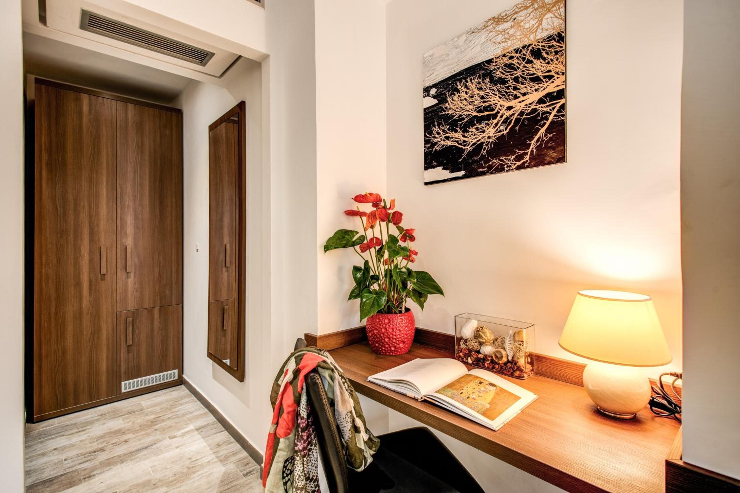 Hotel Roma — 13