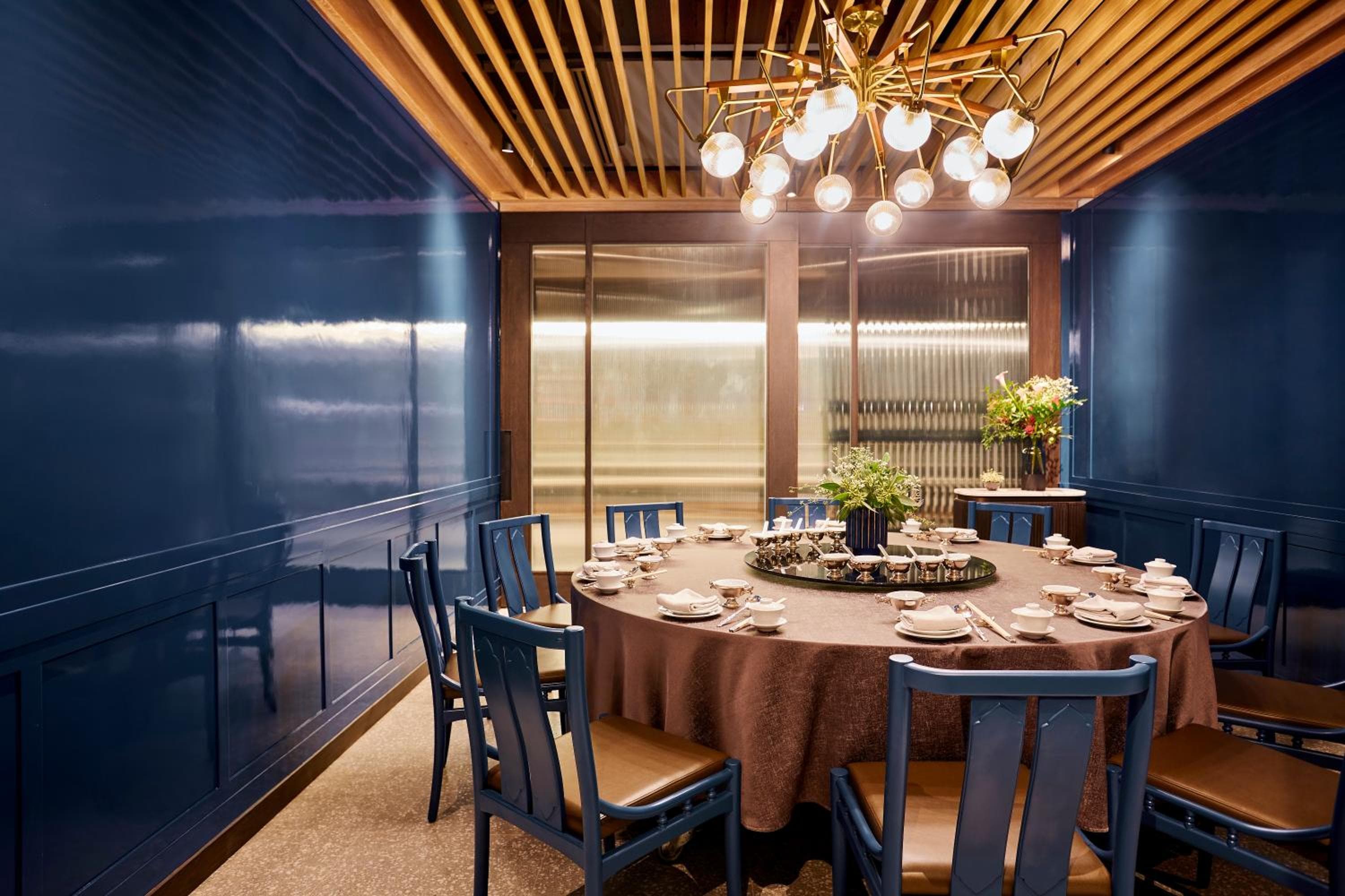 Montien Hotel Surawong Bangkok — 21