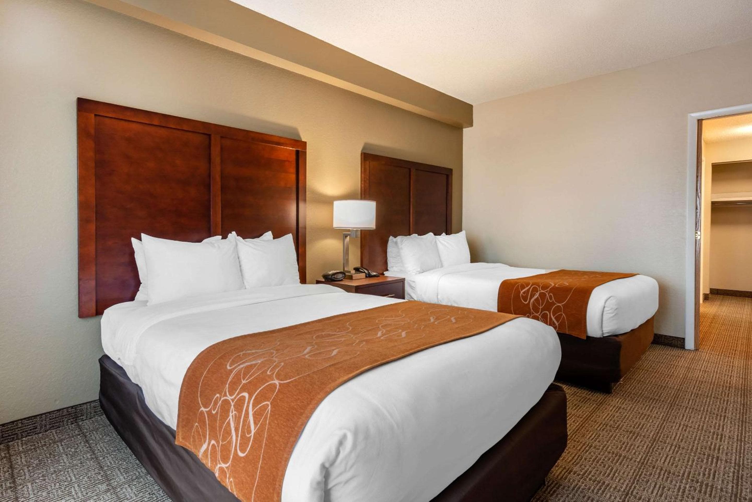 Comfort Suites Innenstadt — 27