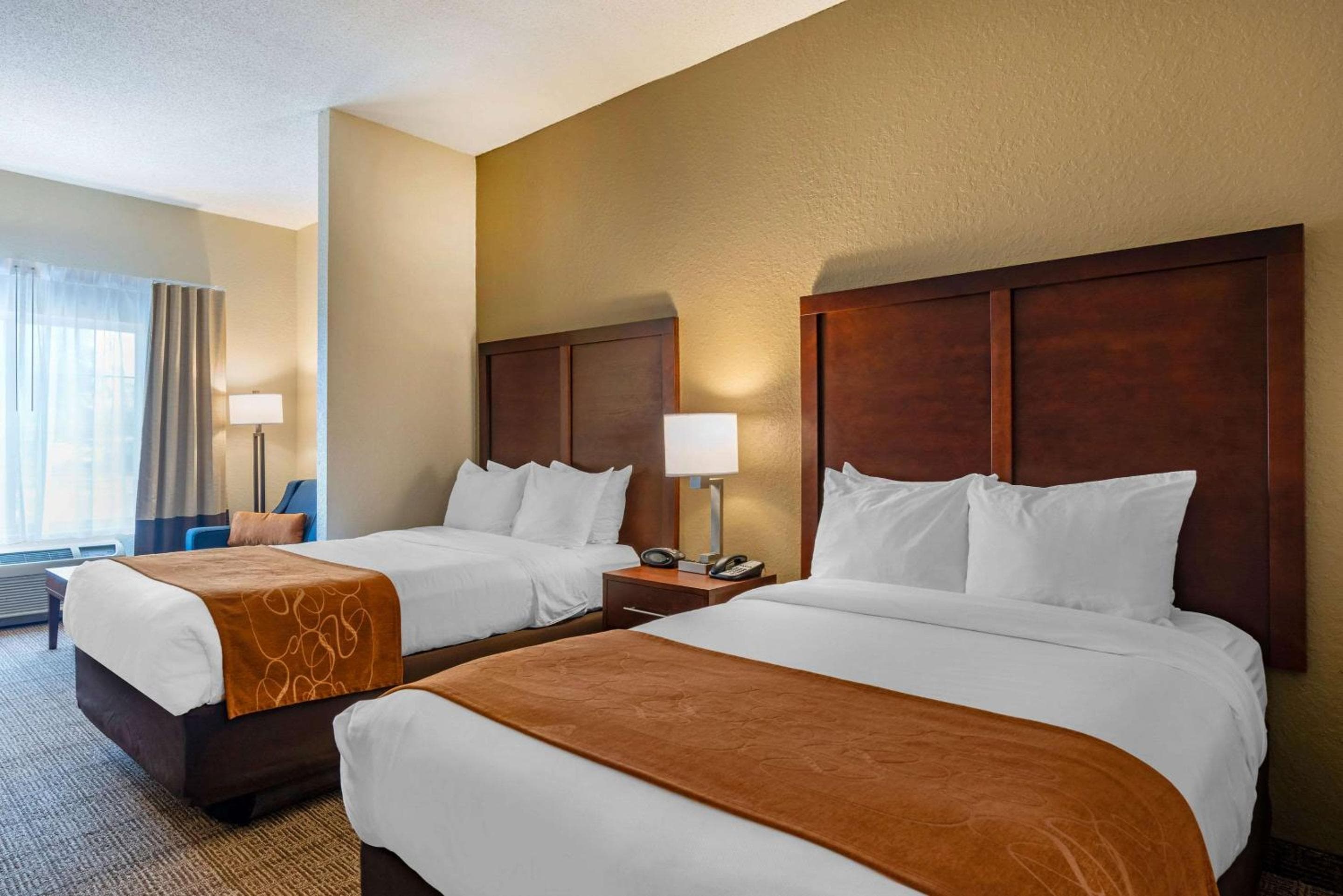 Comfort Suites Innenstadt — 30