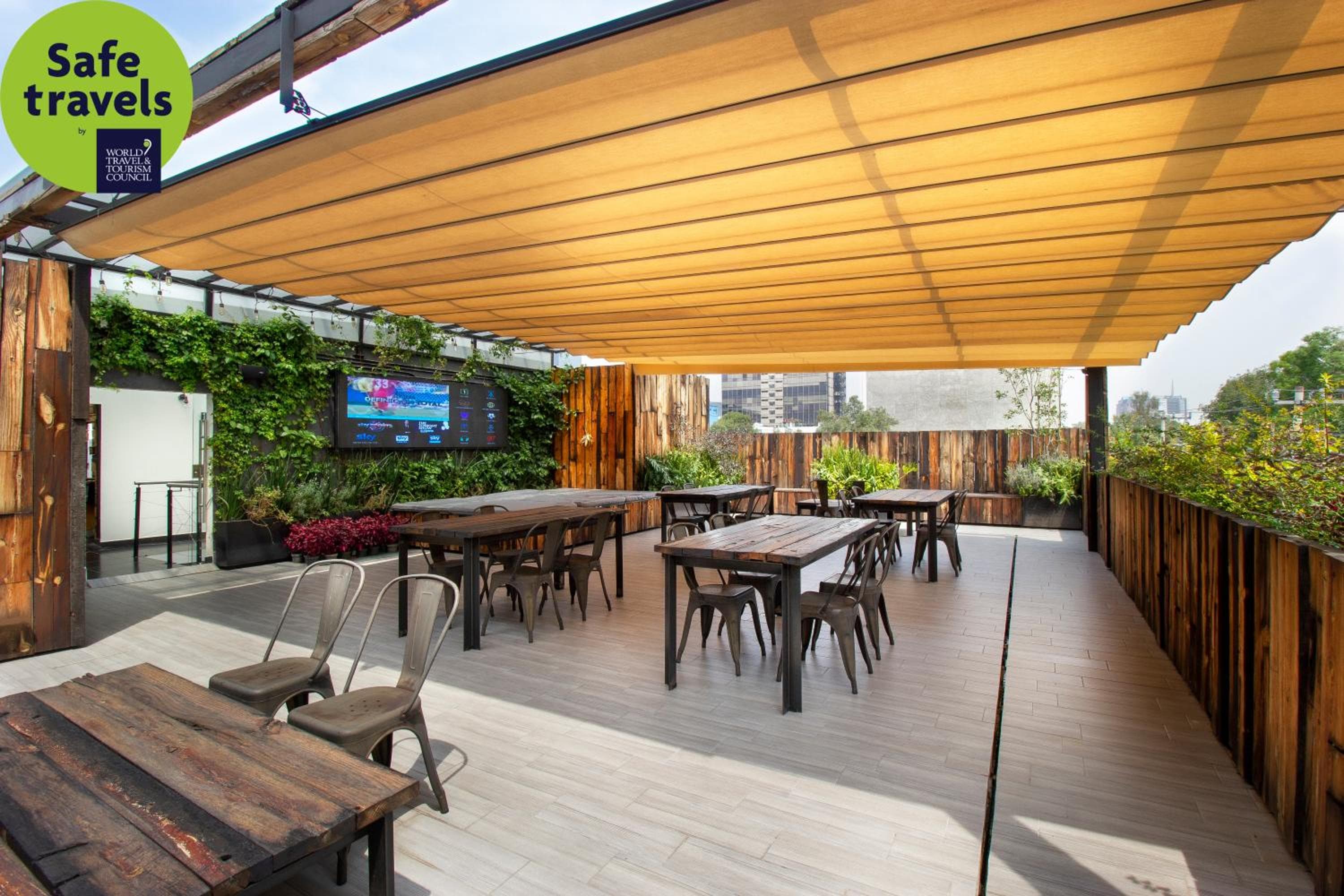 Hotel MX mas roma CDMX, Trademark Collection by Wyndham — 2