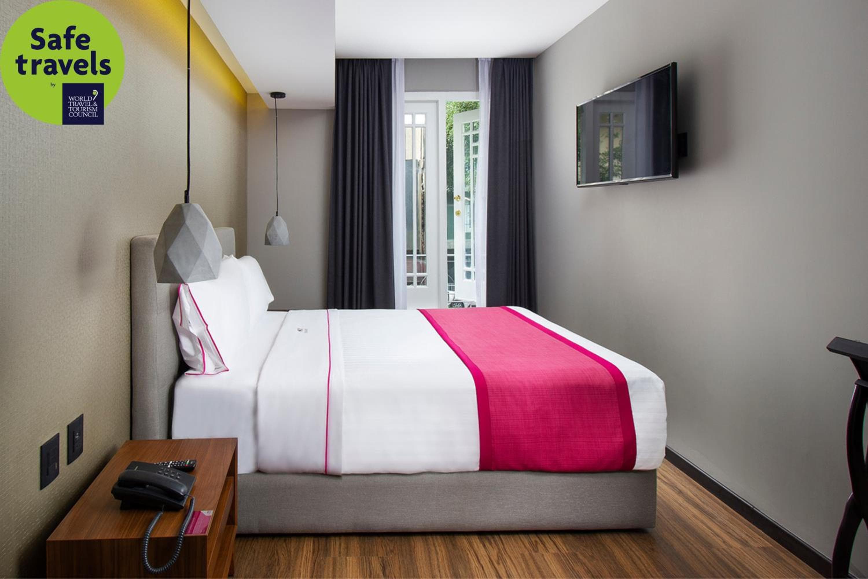 Riforma dell'Hotel MX — 22
