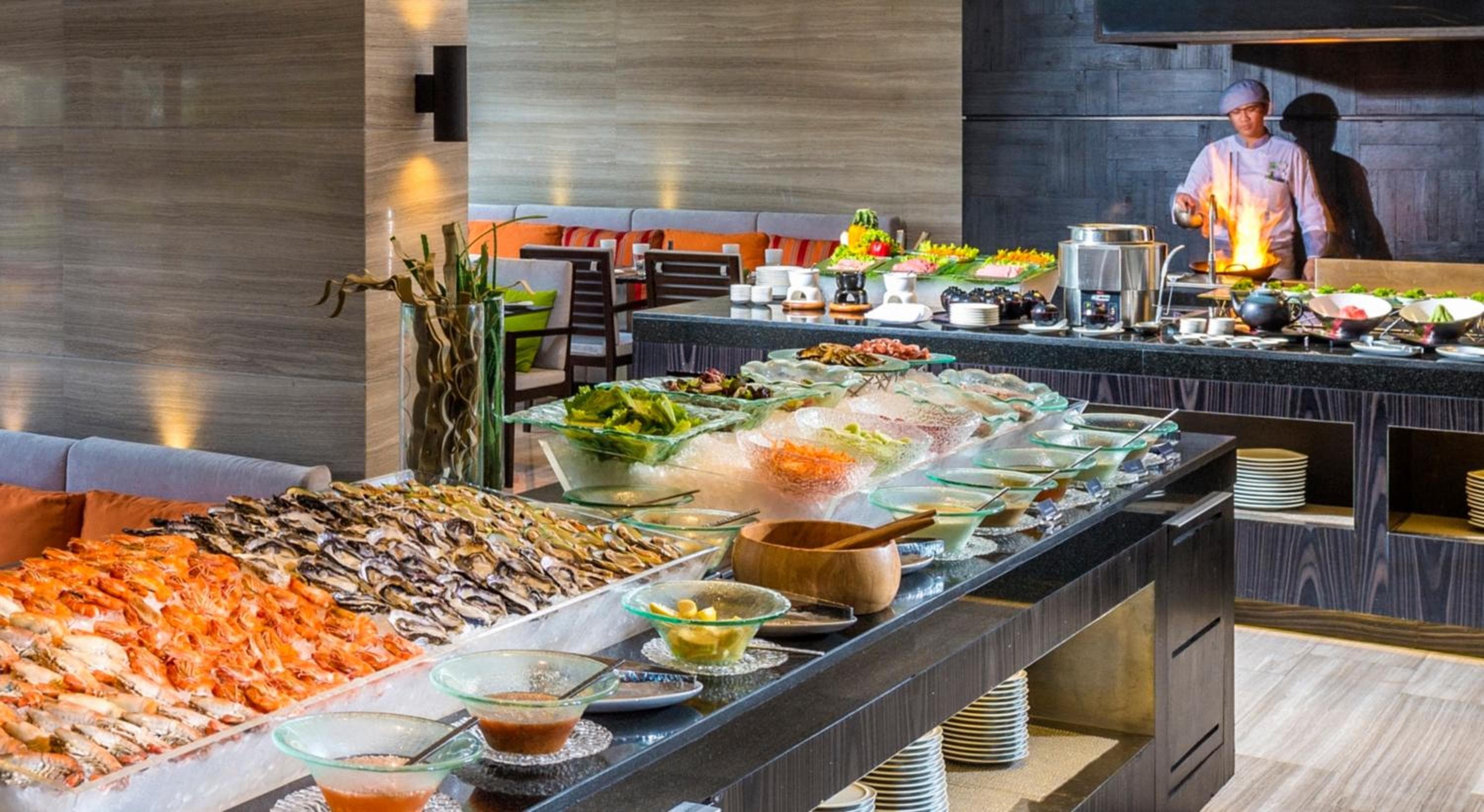 Holiday Inn Bangkok Sukhumvit by IHG — 2