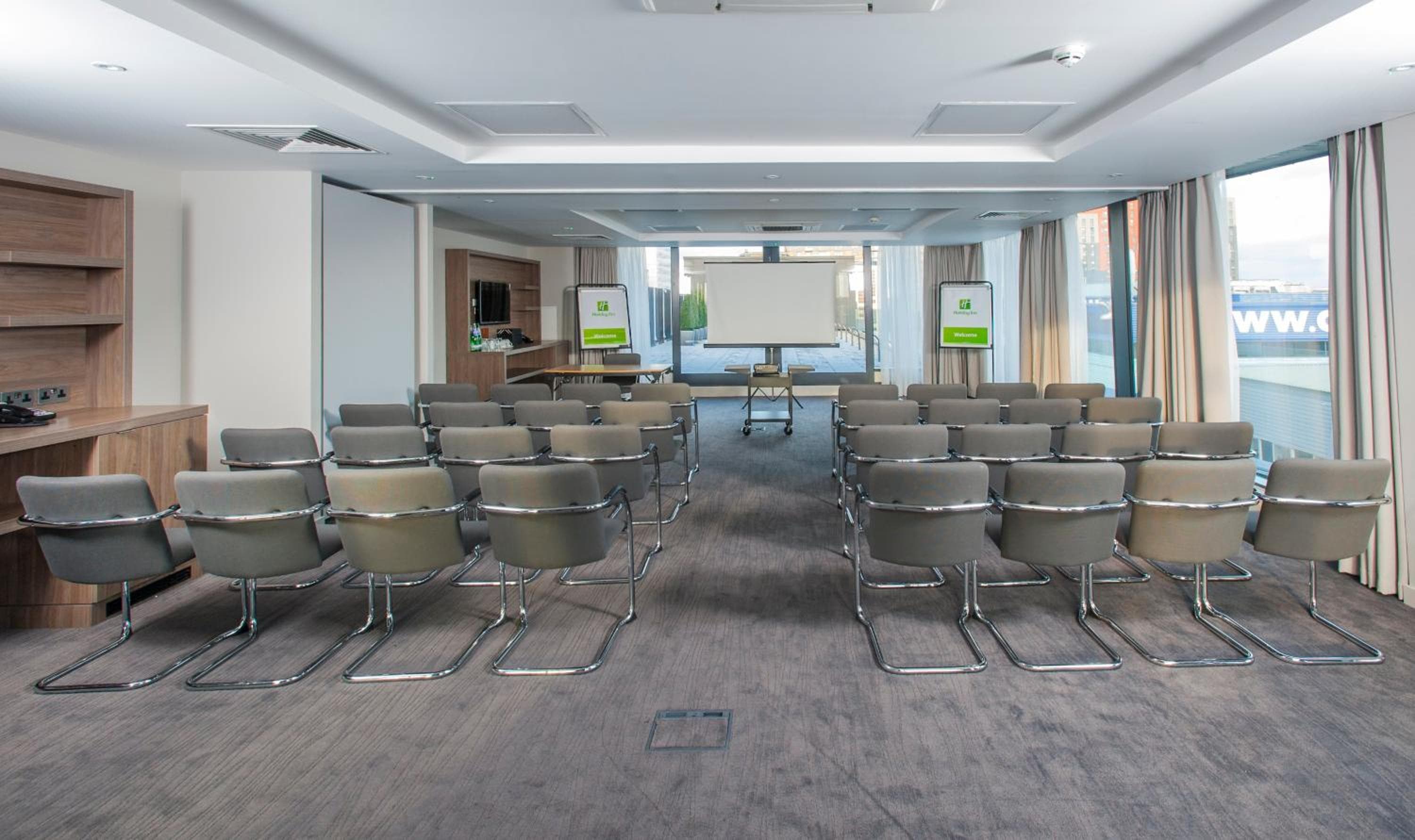 Holiday Inn London West, un hotel IHG — 29