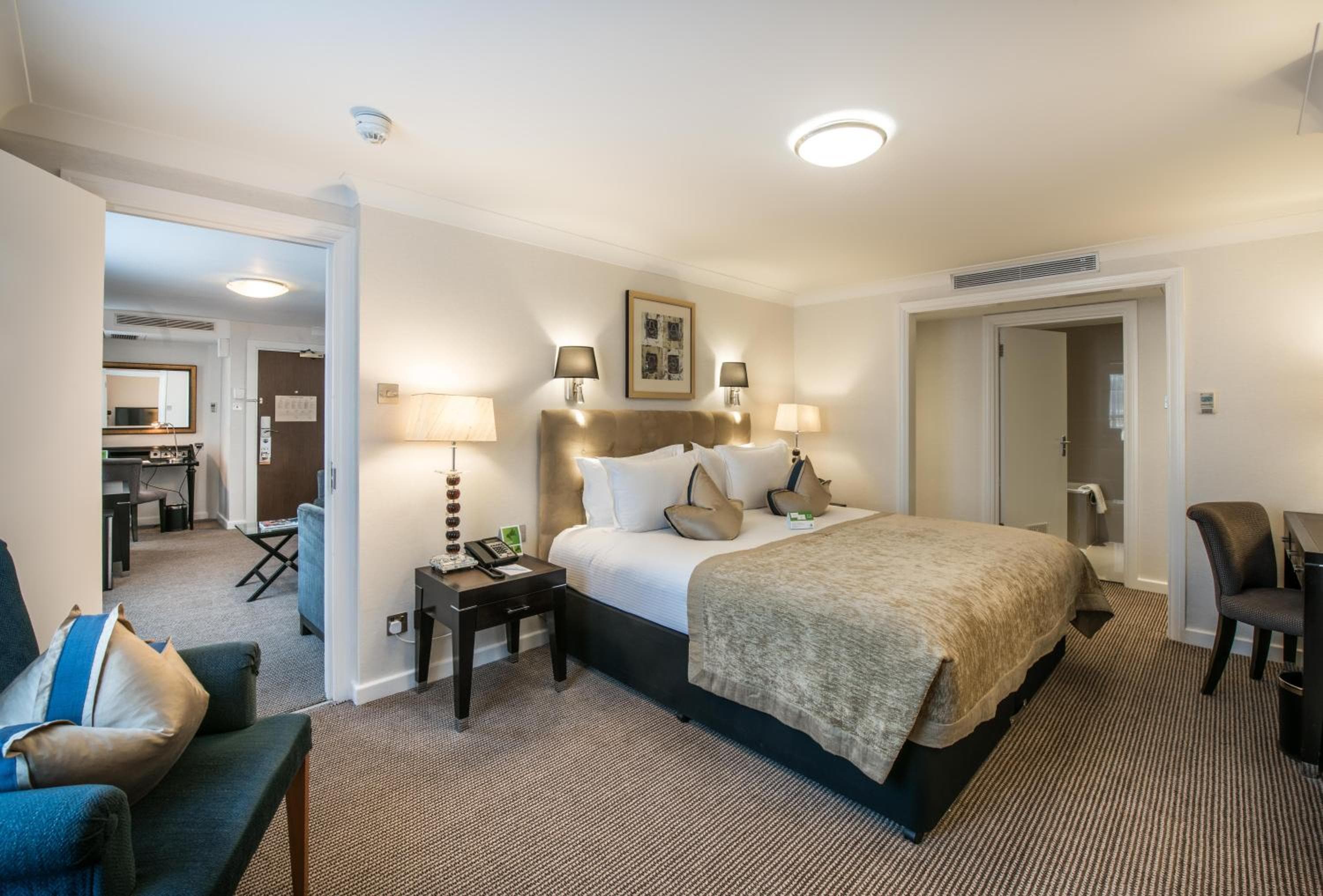 Holiday Inn London Kensington High St. by IHG — 6