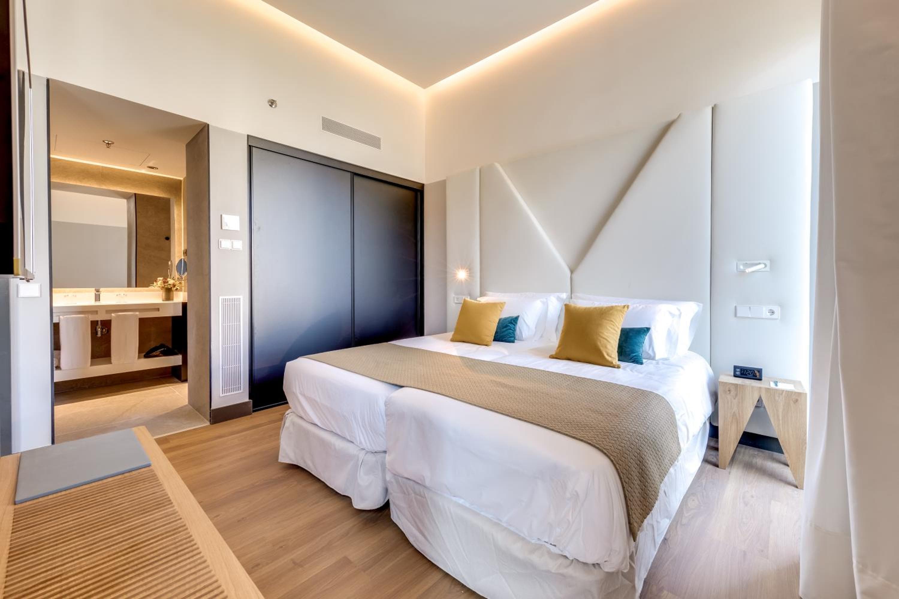 Occidental Diagonal 414 — 2